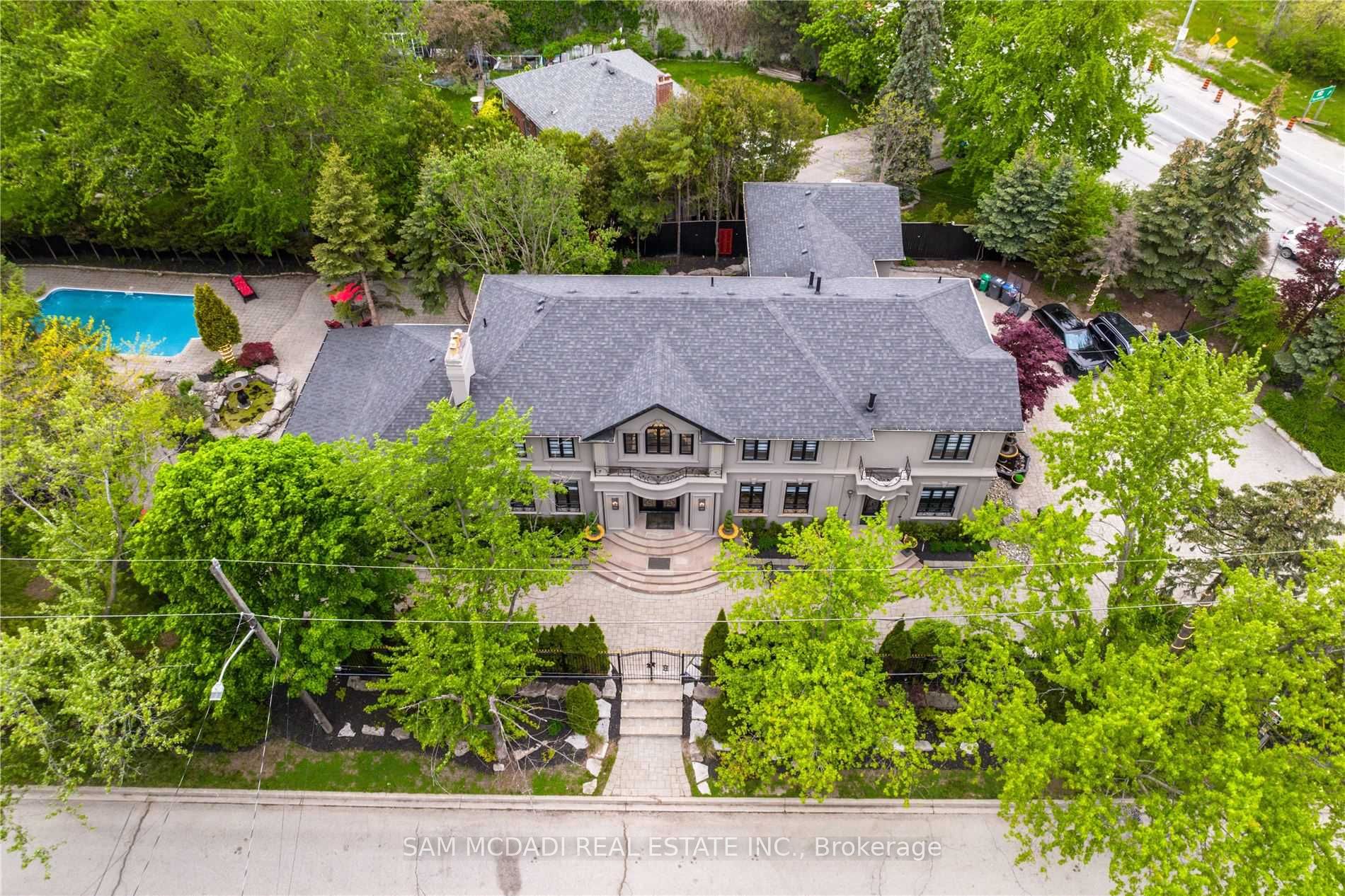 1540 Mississauga Road Property Photo 1