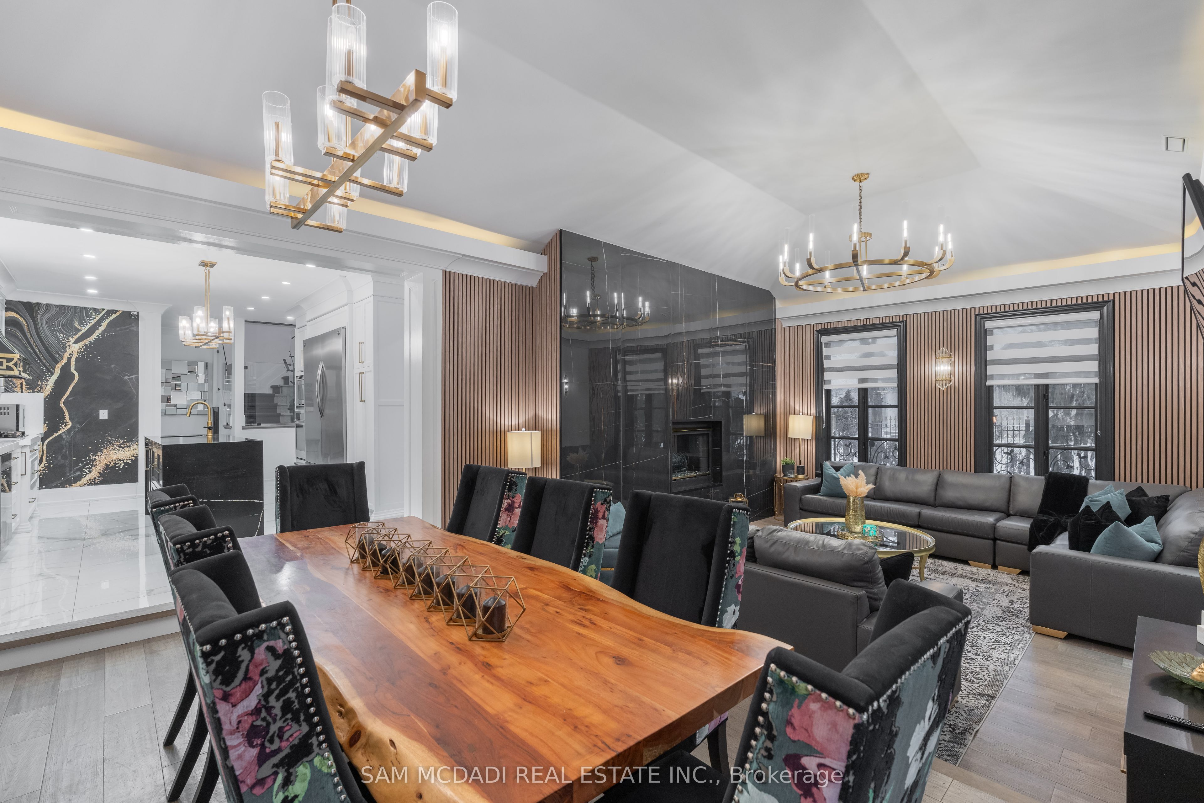 1540 Mississauga Road Property Photo 13