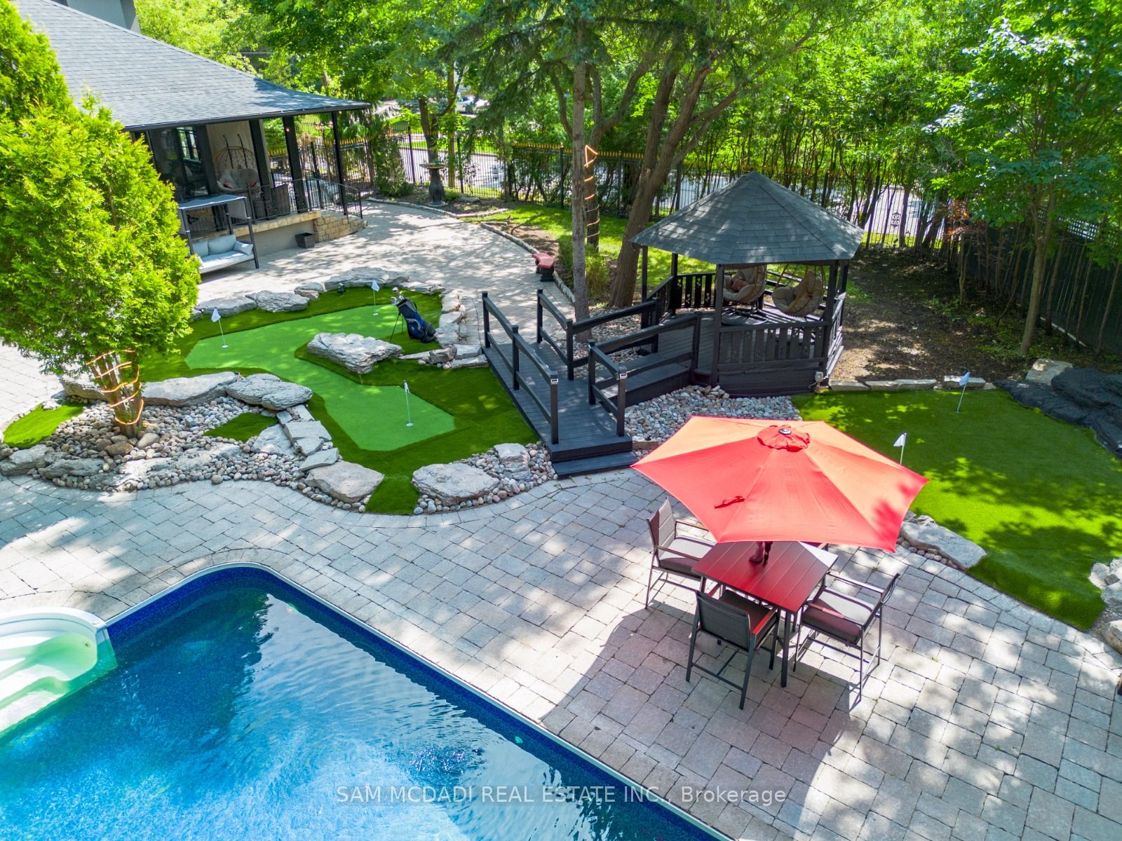1540 Mississauga Road Property Photo 36