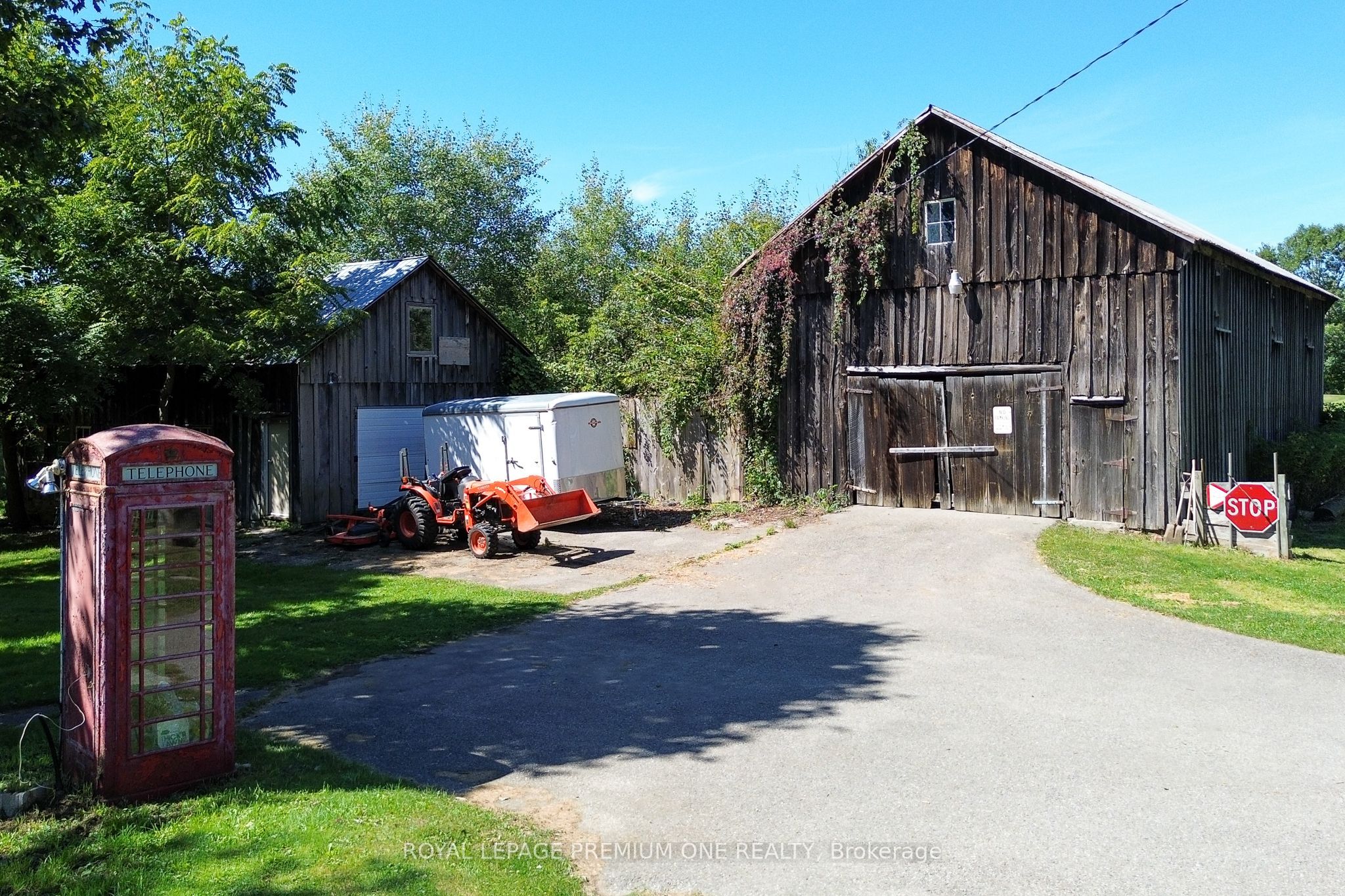 14650 Heart Lake Road Property Photo 5