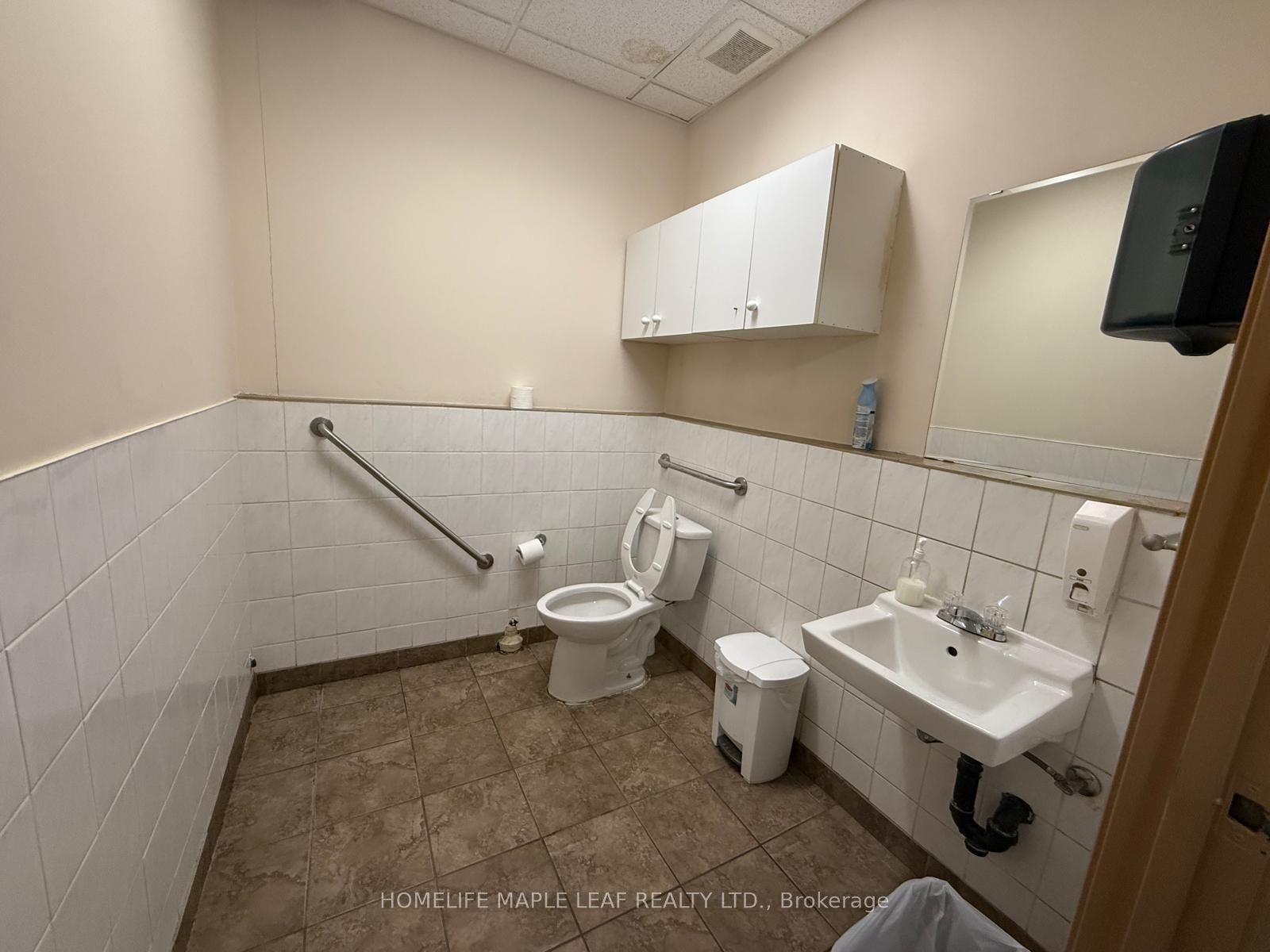 351 Parkhurst Sq Property Photo 8