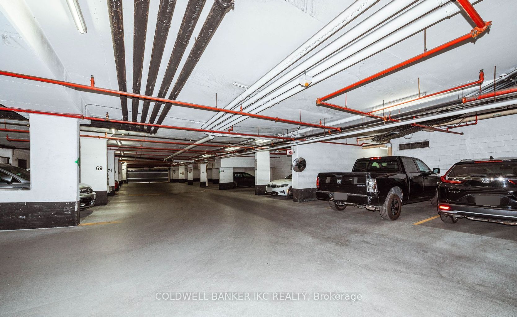 #c211 - 3885 Duke Of York Boulevard Property Photo 39