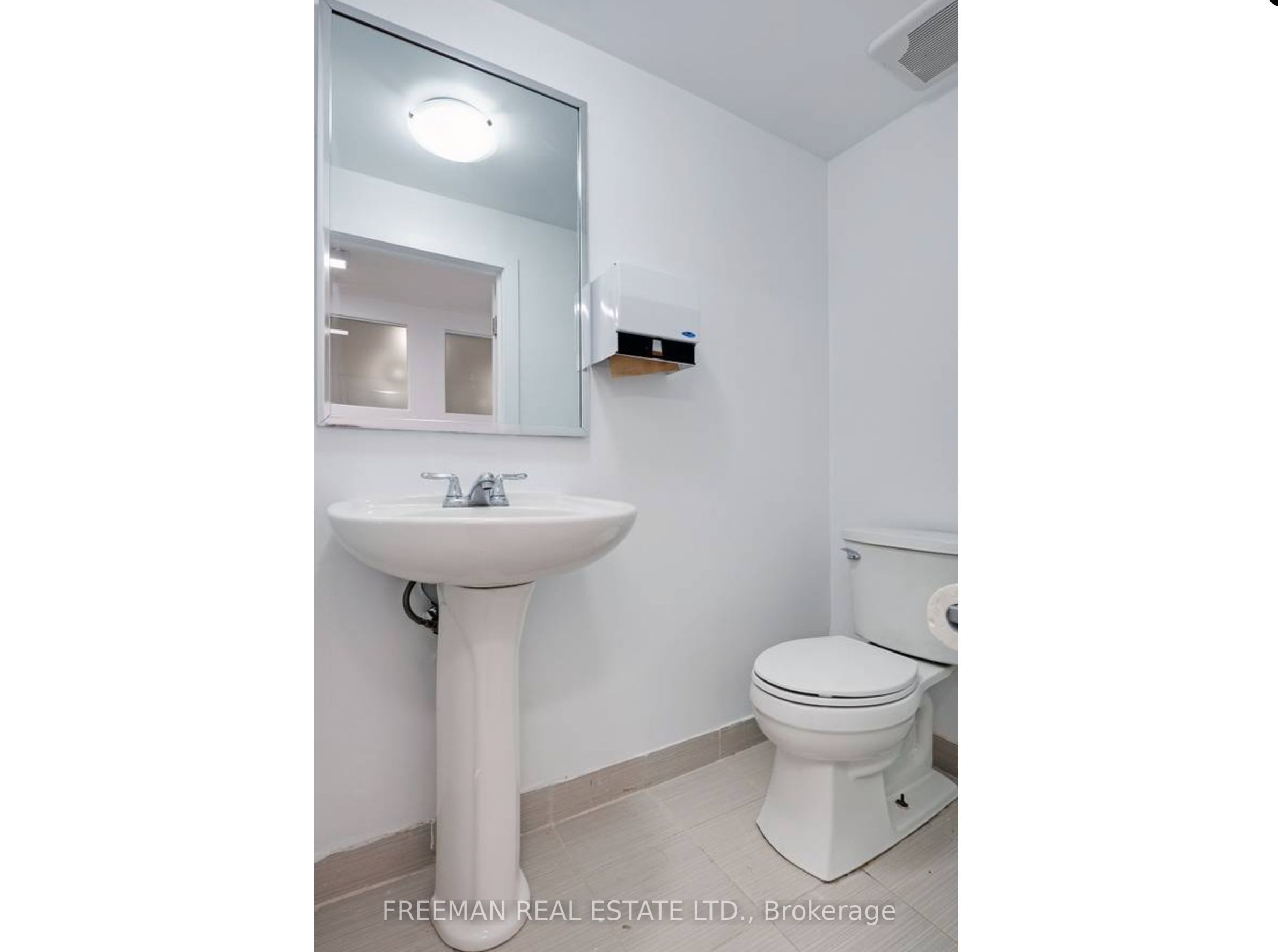 #lower - 1216 St. Clair Avenue Property Photo 5