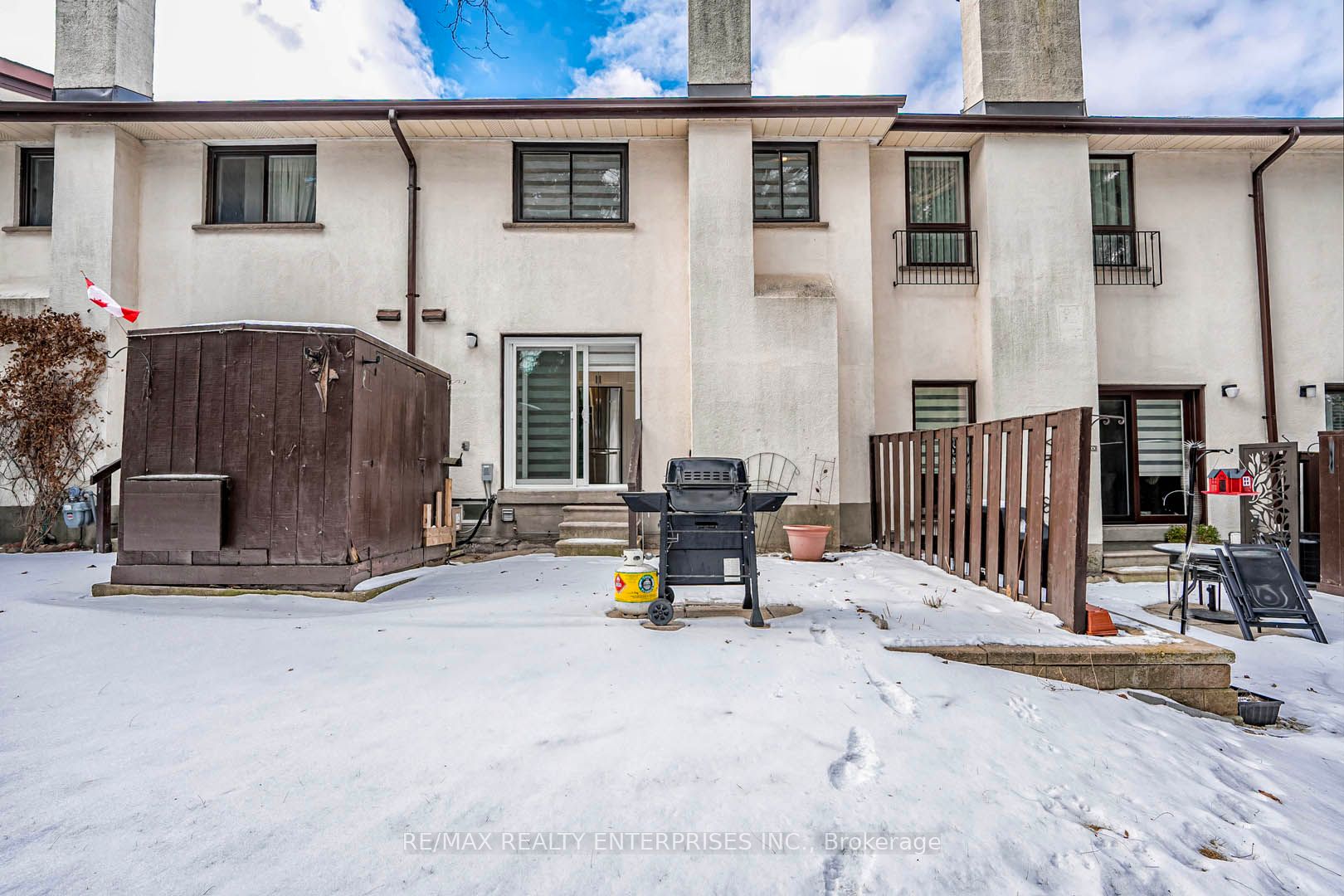 #37 - 6679 Shelter Bay Road Property Photo 18