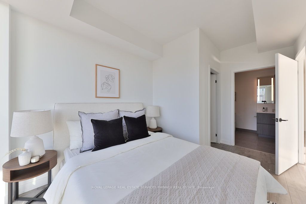 #912 - 220 Missinnihe Way Property Photo 14