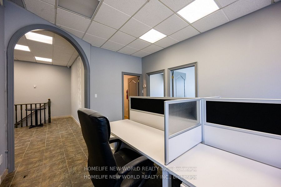 #a - 15 Airview Road Property Photo 6