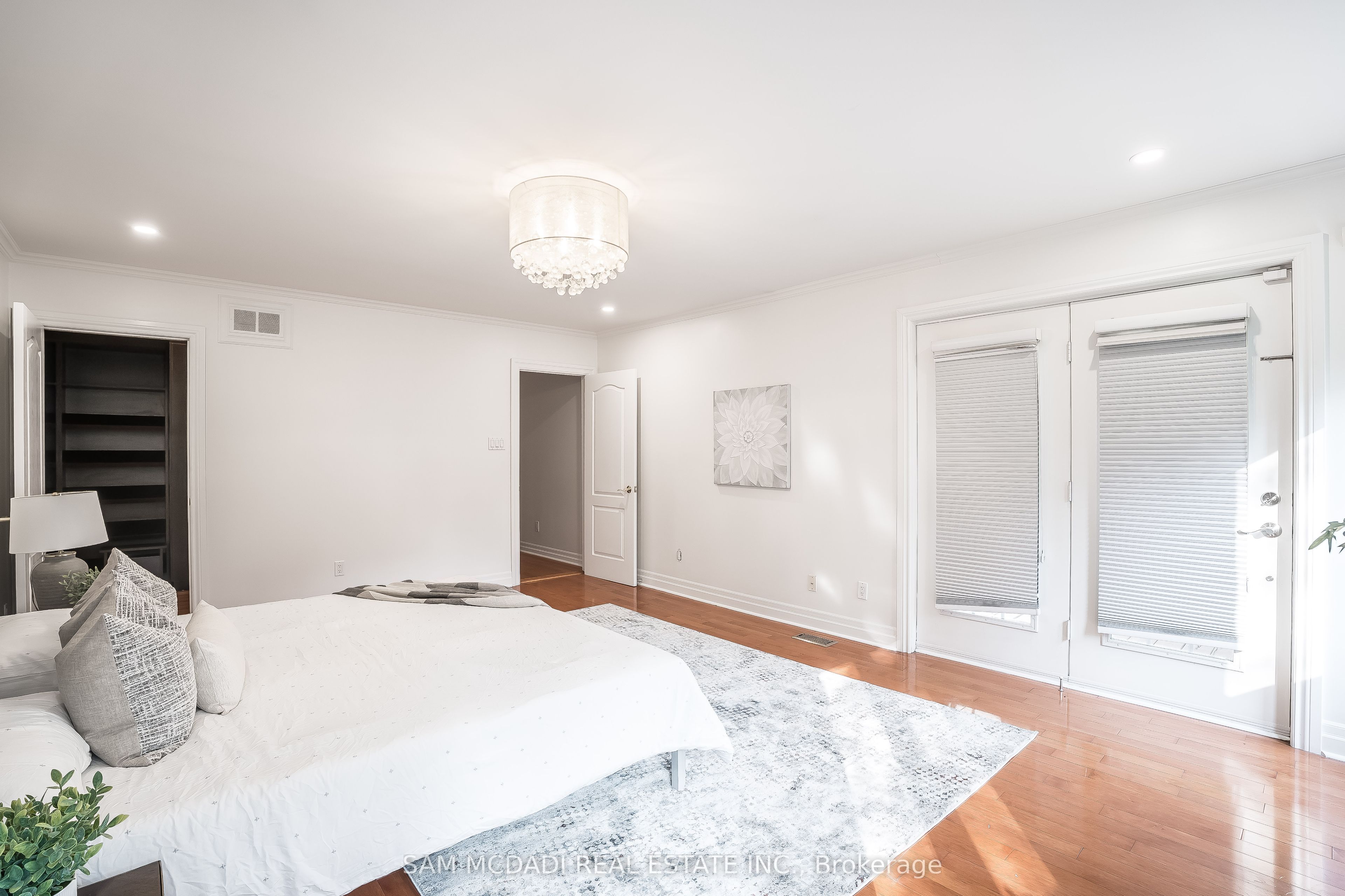 1262 Mississauga Road Property Photo 24
