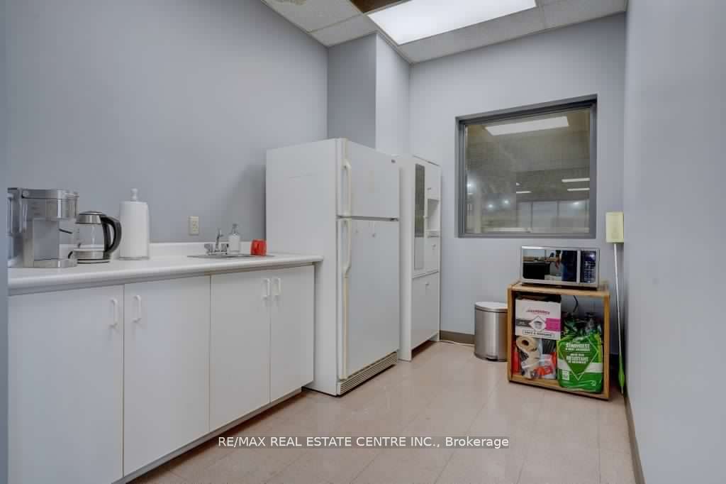 #unit A - 6811 Edwards Boulevard Property Photo 13
