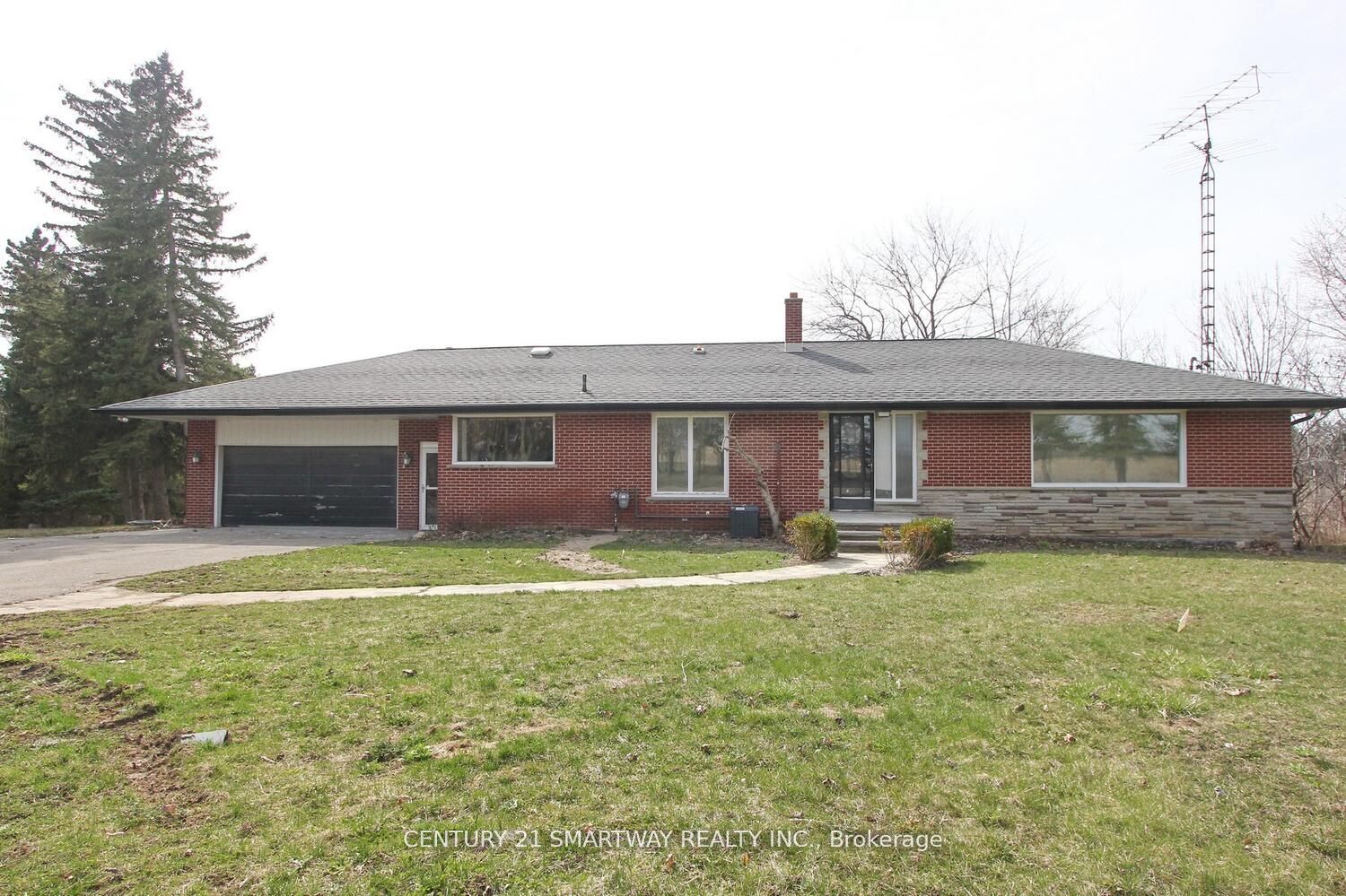 12548 Mclaughlin Rd Property Photo