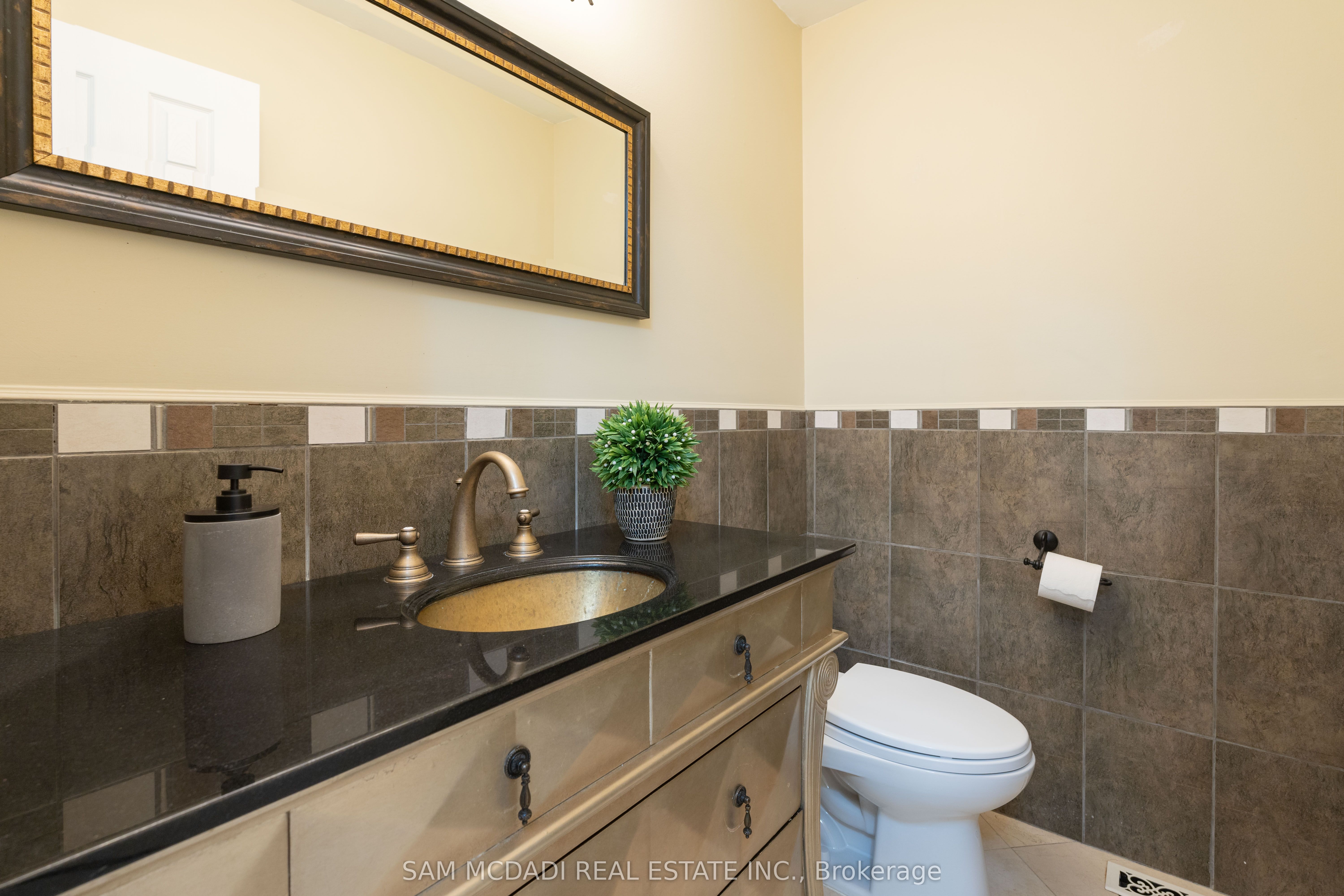 1836 Friar Tuck Court Property Photo 16