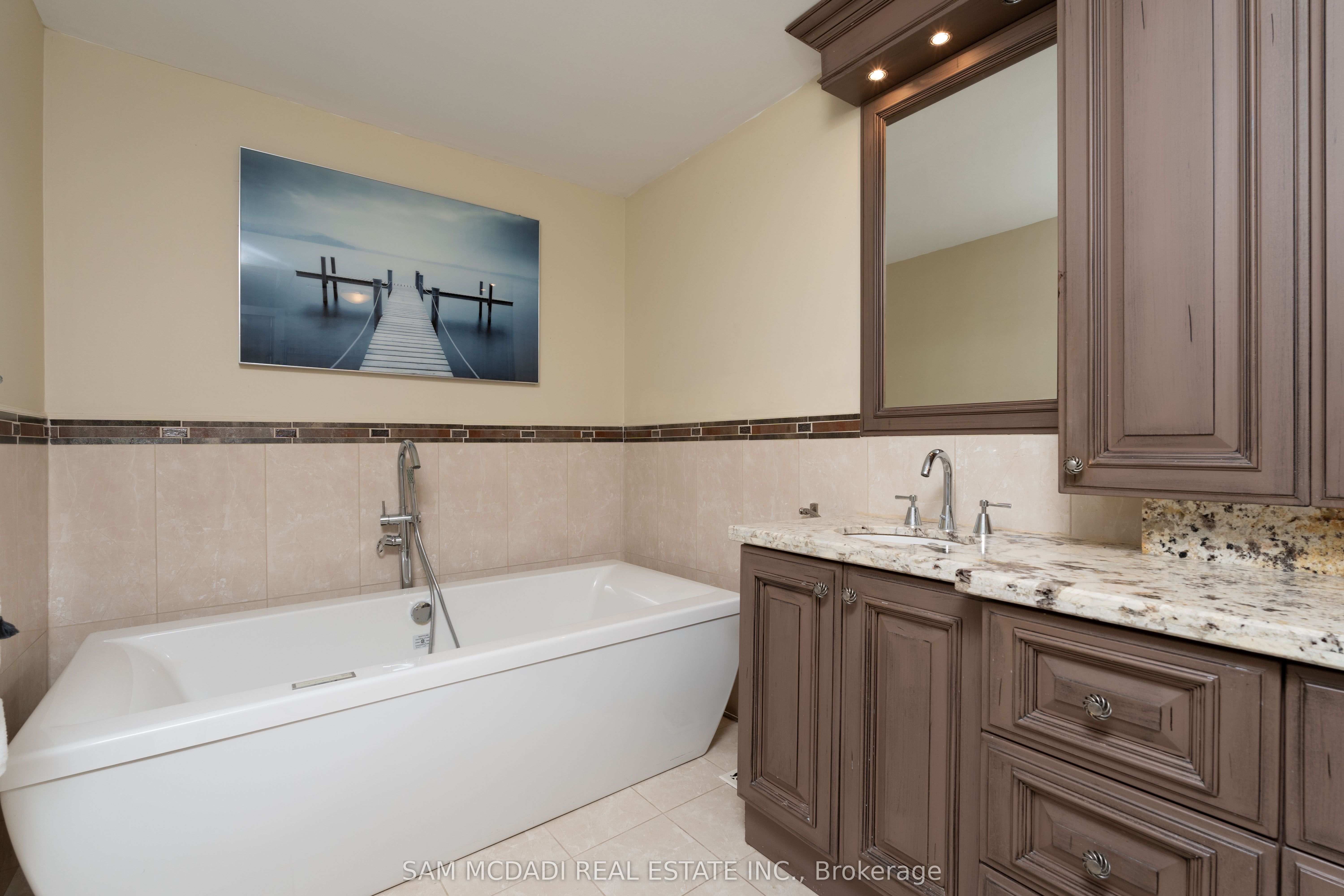 1836 Friar Tuck Court Property Photo 24