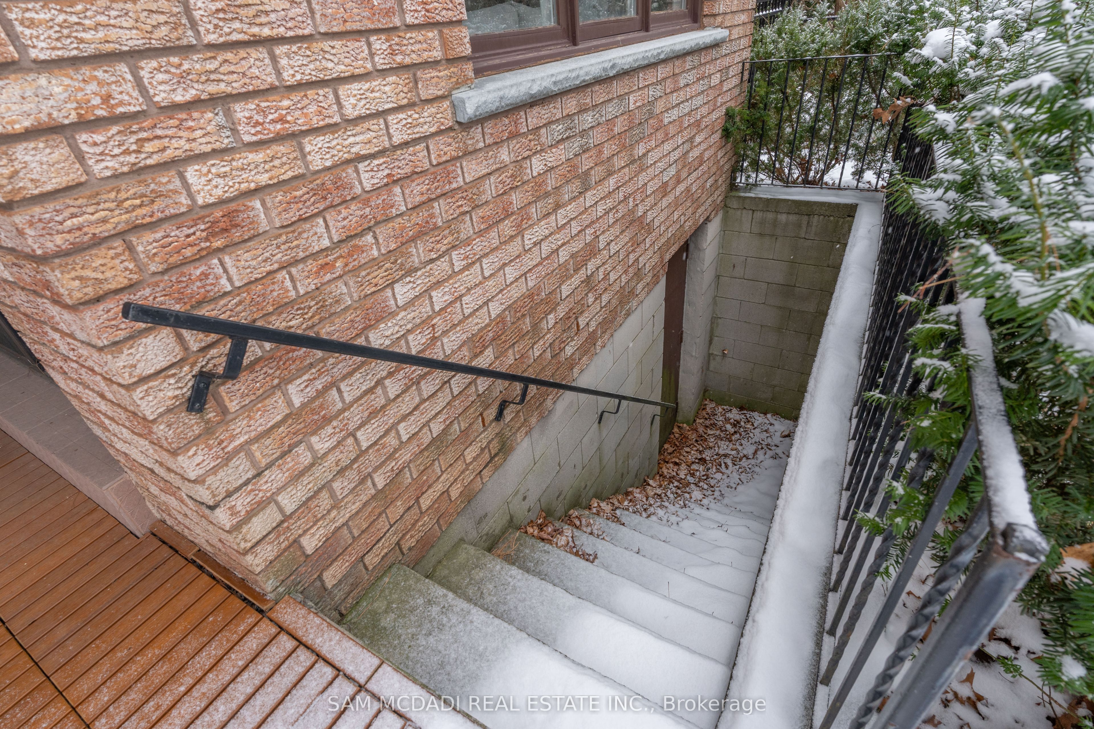 1836 Friar Tuck Court Property Photo 38