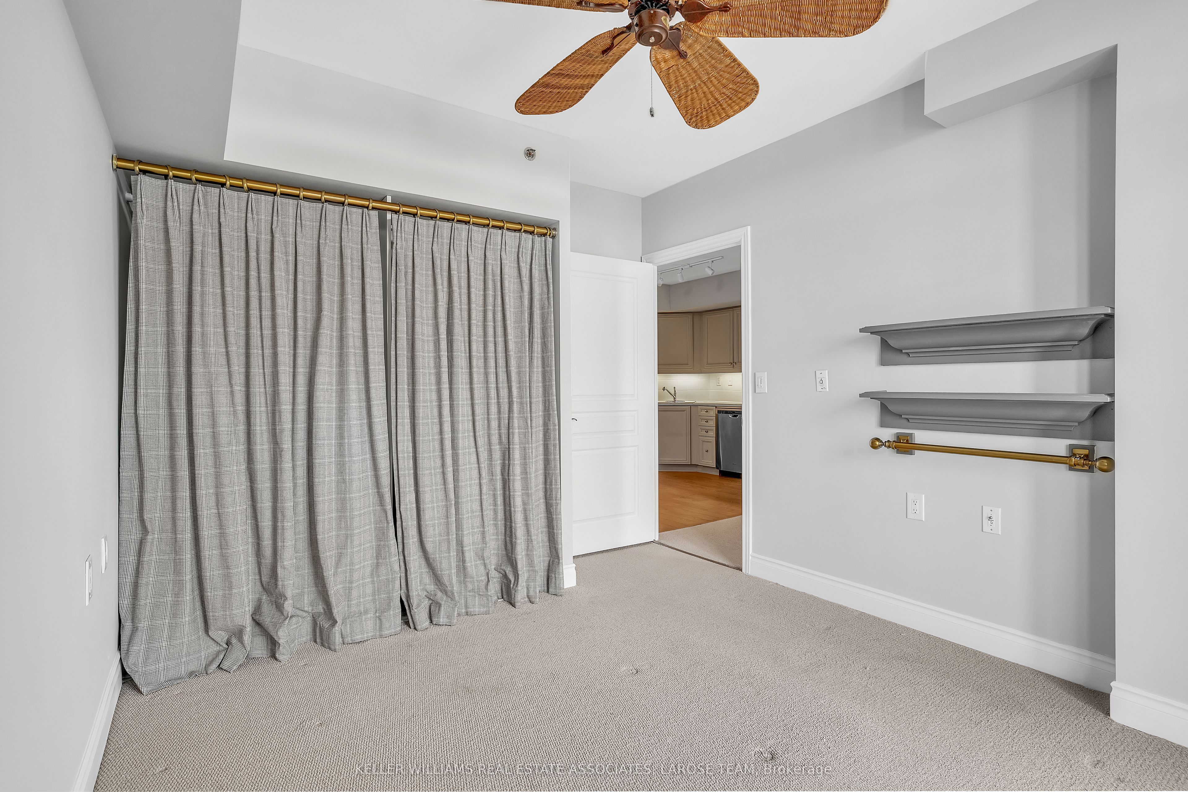 #1707 - 3 Marine Parade Drive Property Photo 16