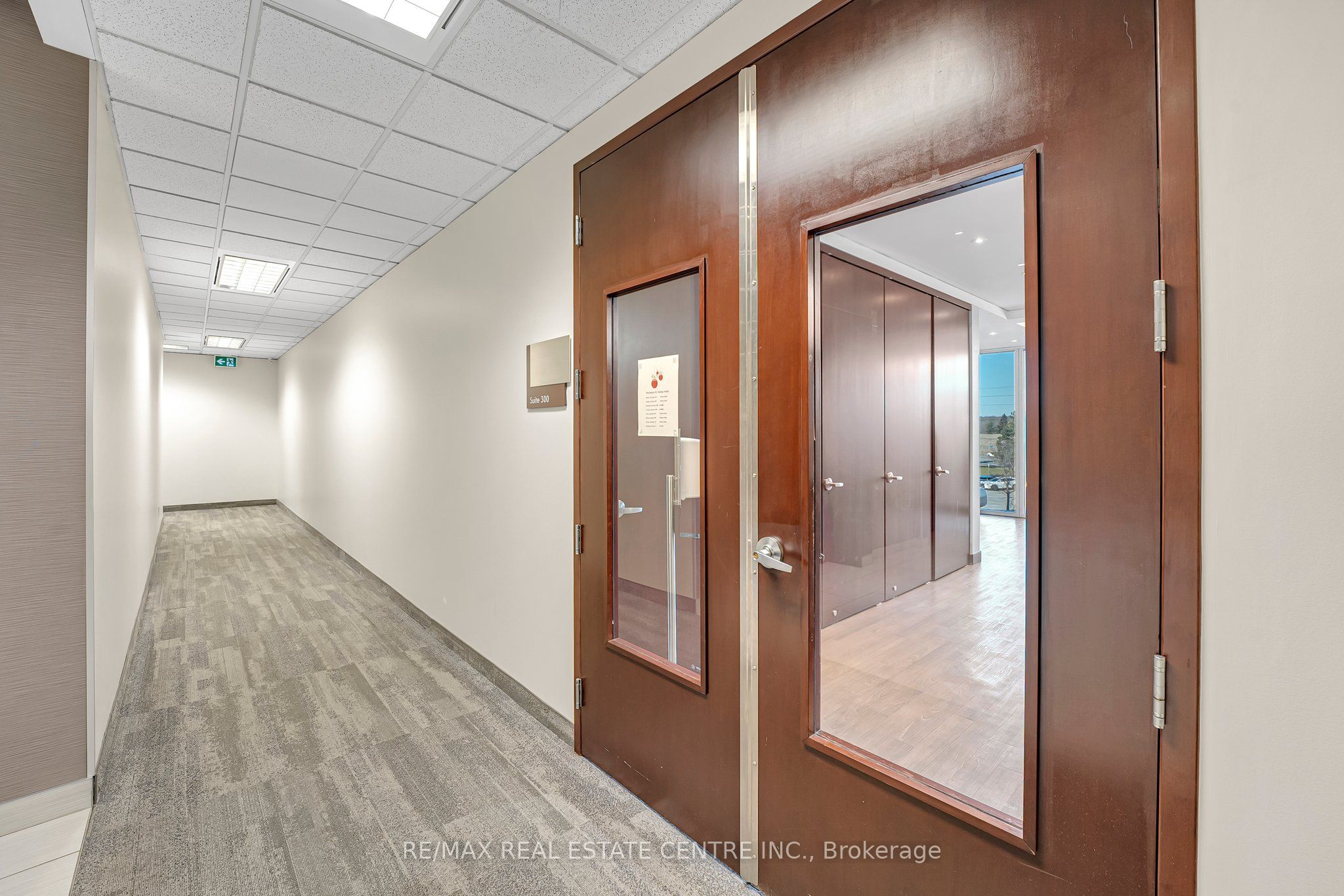 #25 - 1100 Burloak Drive Property Photo 6