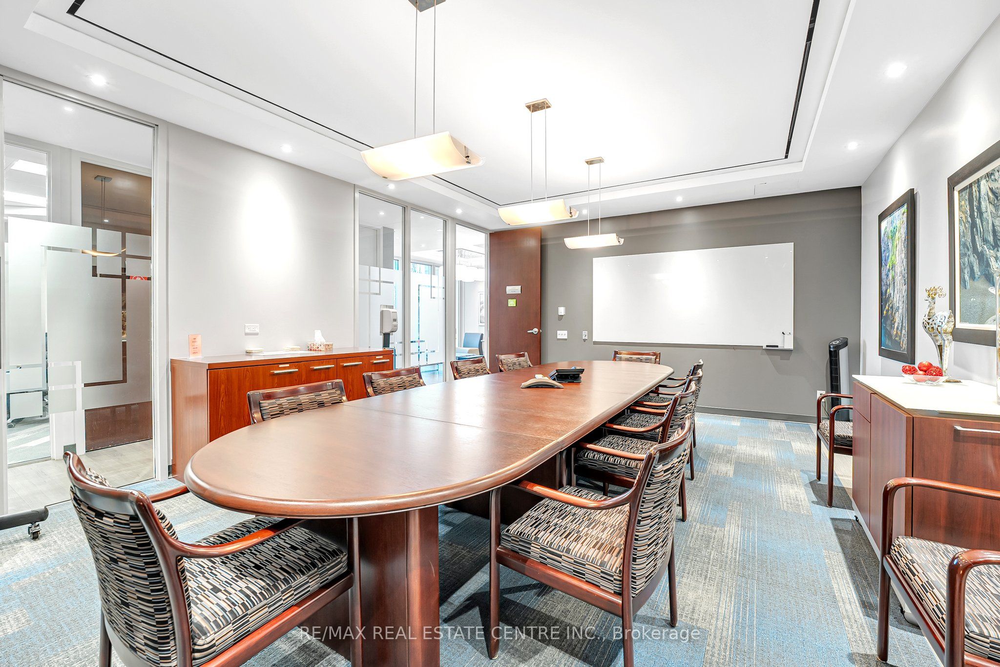 #25 - 1100 Burloak Drive Property Photo 12