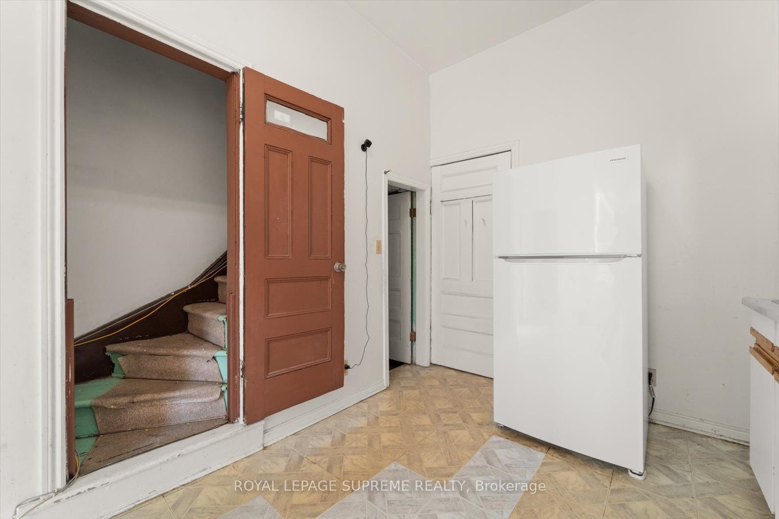 1309 King Street W Property Photo 17