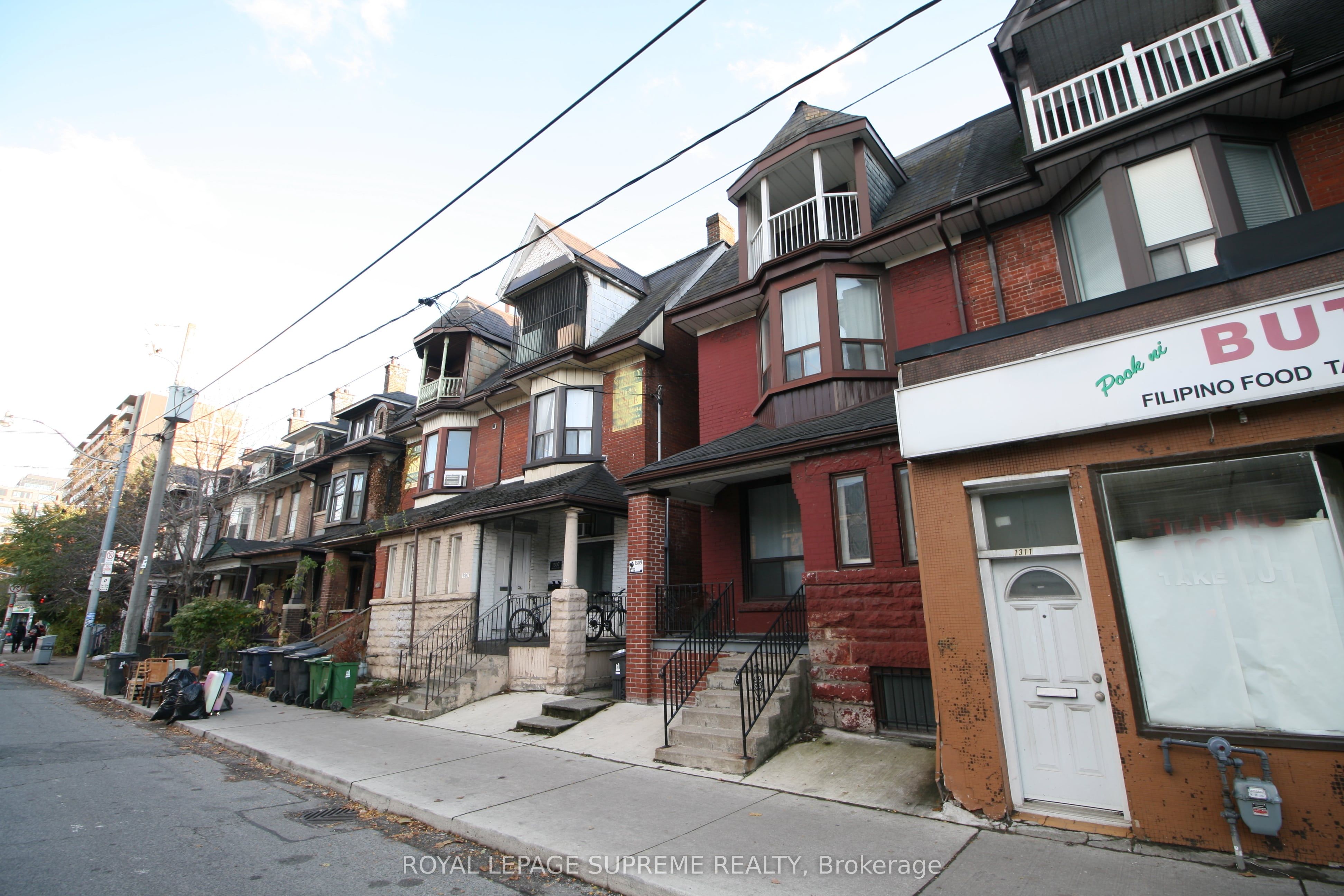 1309 King Street Property Photo 3