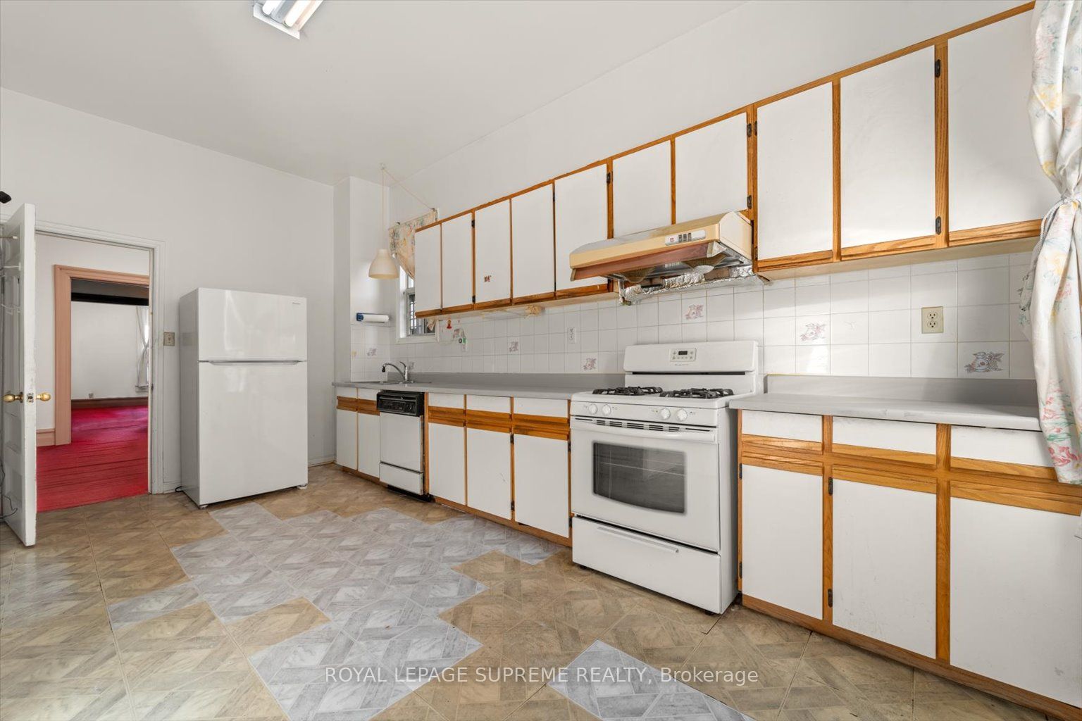 1309 King Street Property Photo 16
