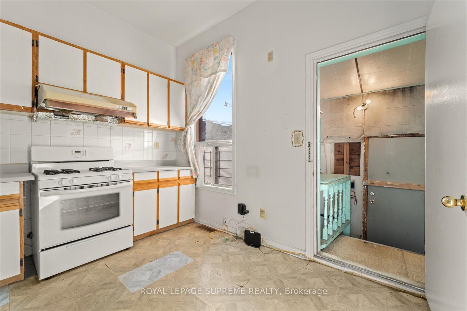 1309 King Street Property Photo 18