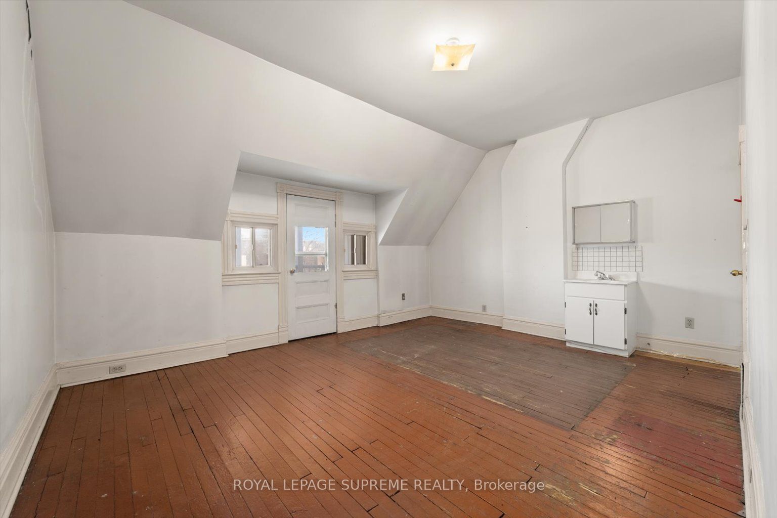 1309 King Street Property Photo 29