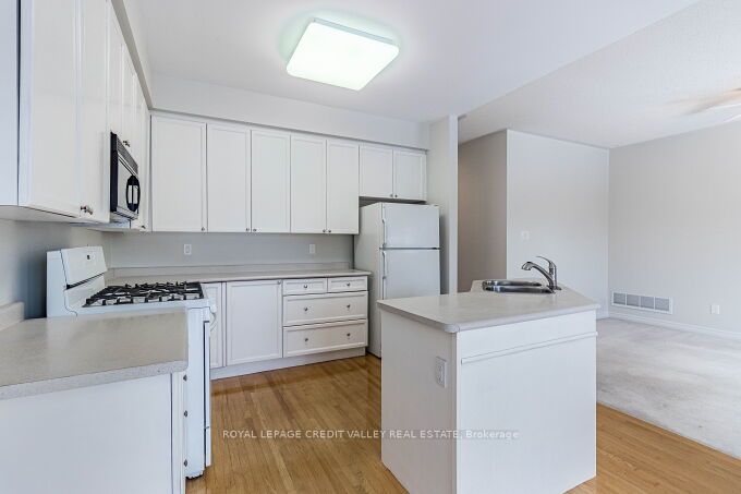 15 Kirkwood Crescent Property Photo 15