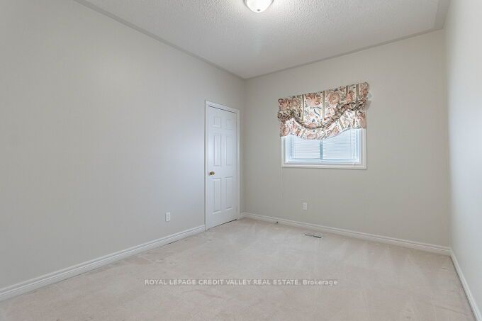15 Kirkwood Crescent Property Photo 21