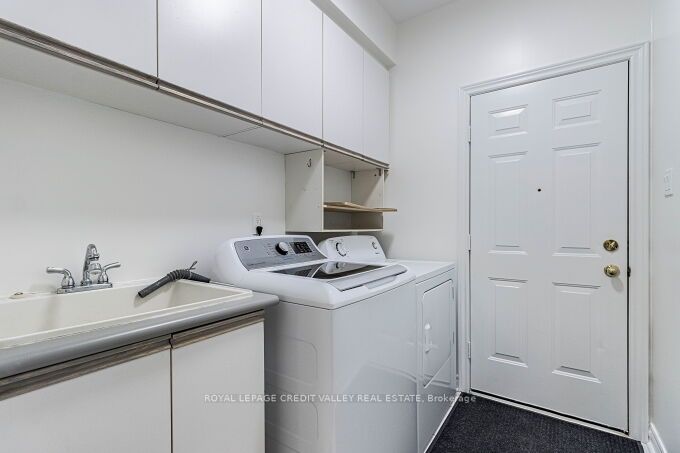 15 Kirkwood Crescent Property Photo 23