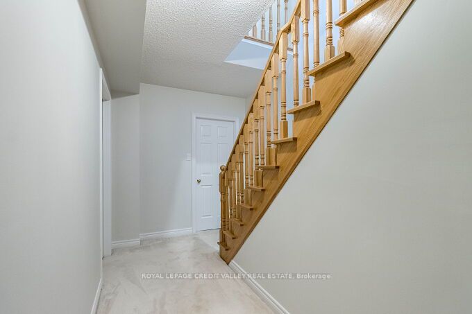 15 Kirkwood Crescent Property Photo 28