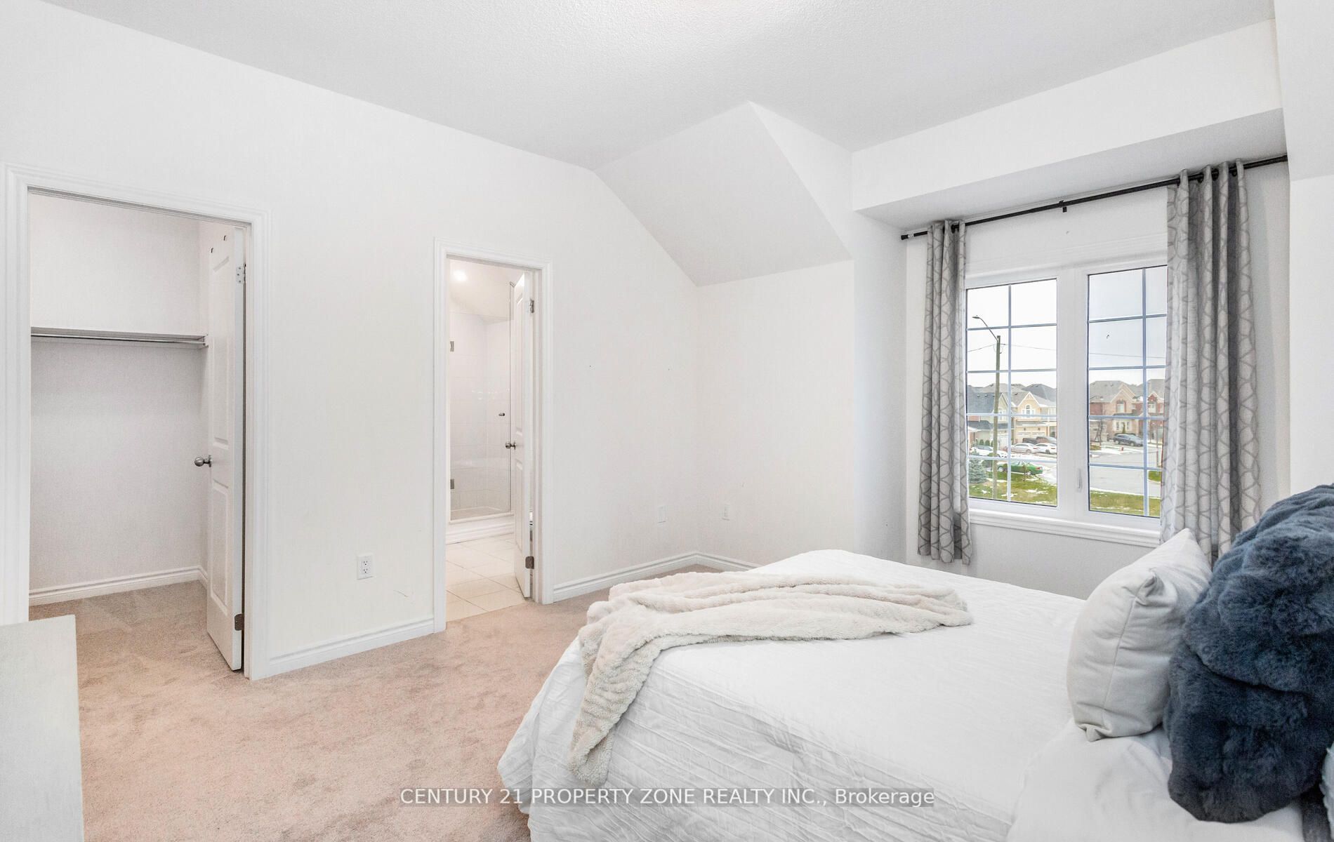 69 Hayrake Street Property Photo 24