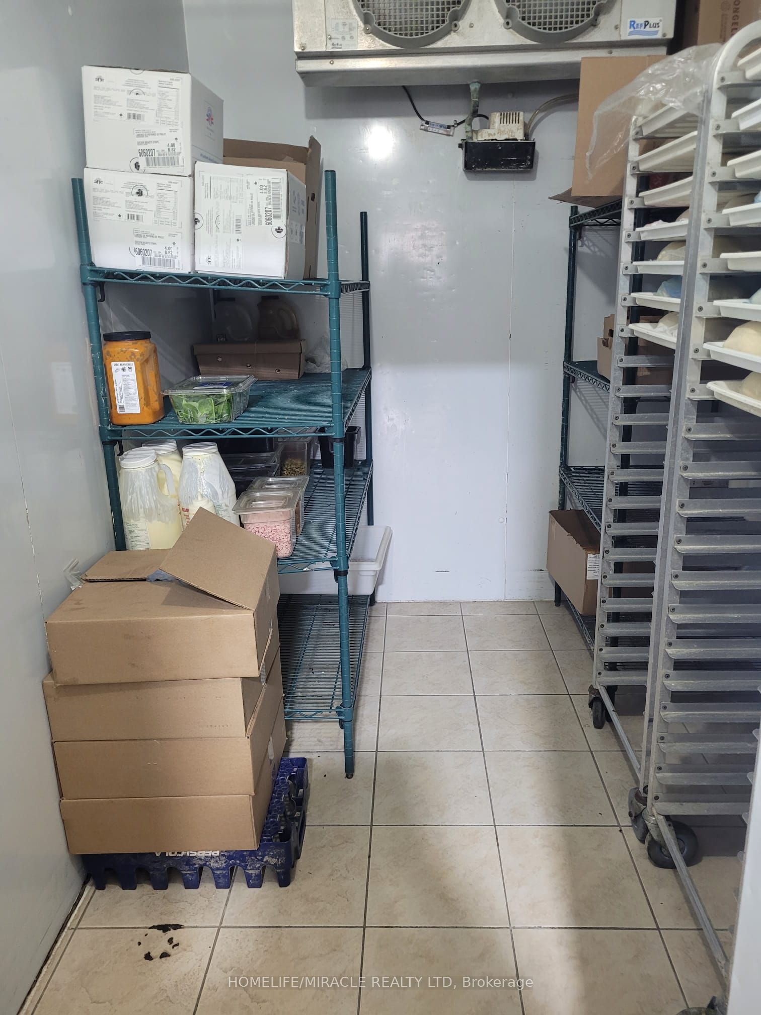 #106 - 6120 Finch Avenue Property Photo 5