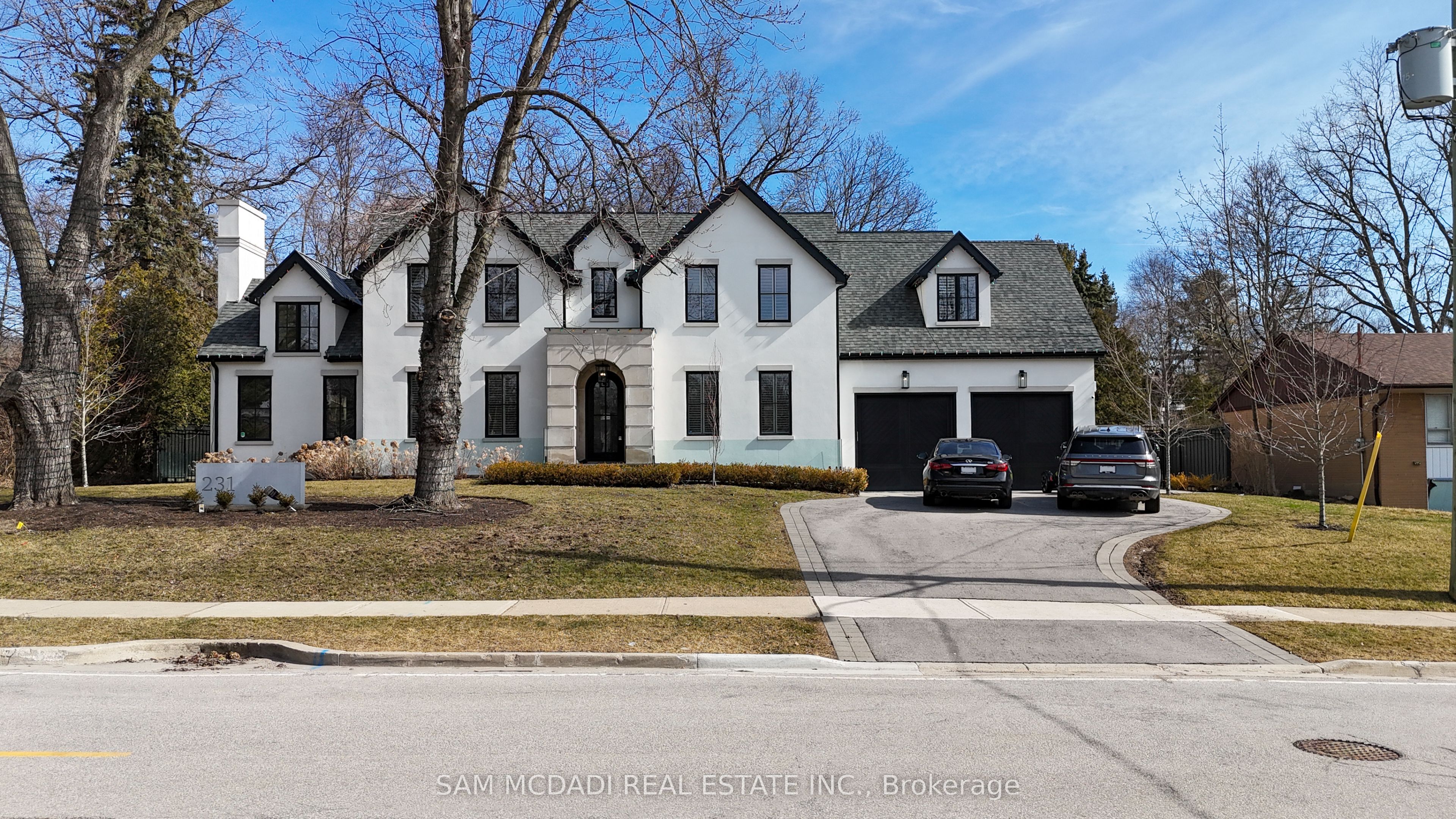 231 Wedgewood Drive Property Photo 1