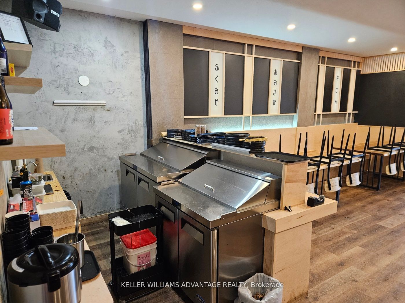 #main - 3073 Bloor Street Property Photo 7