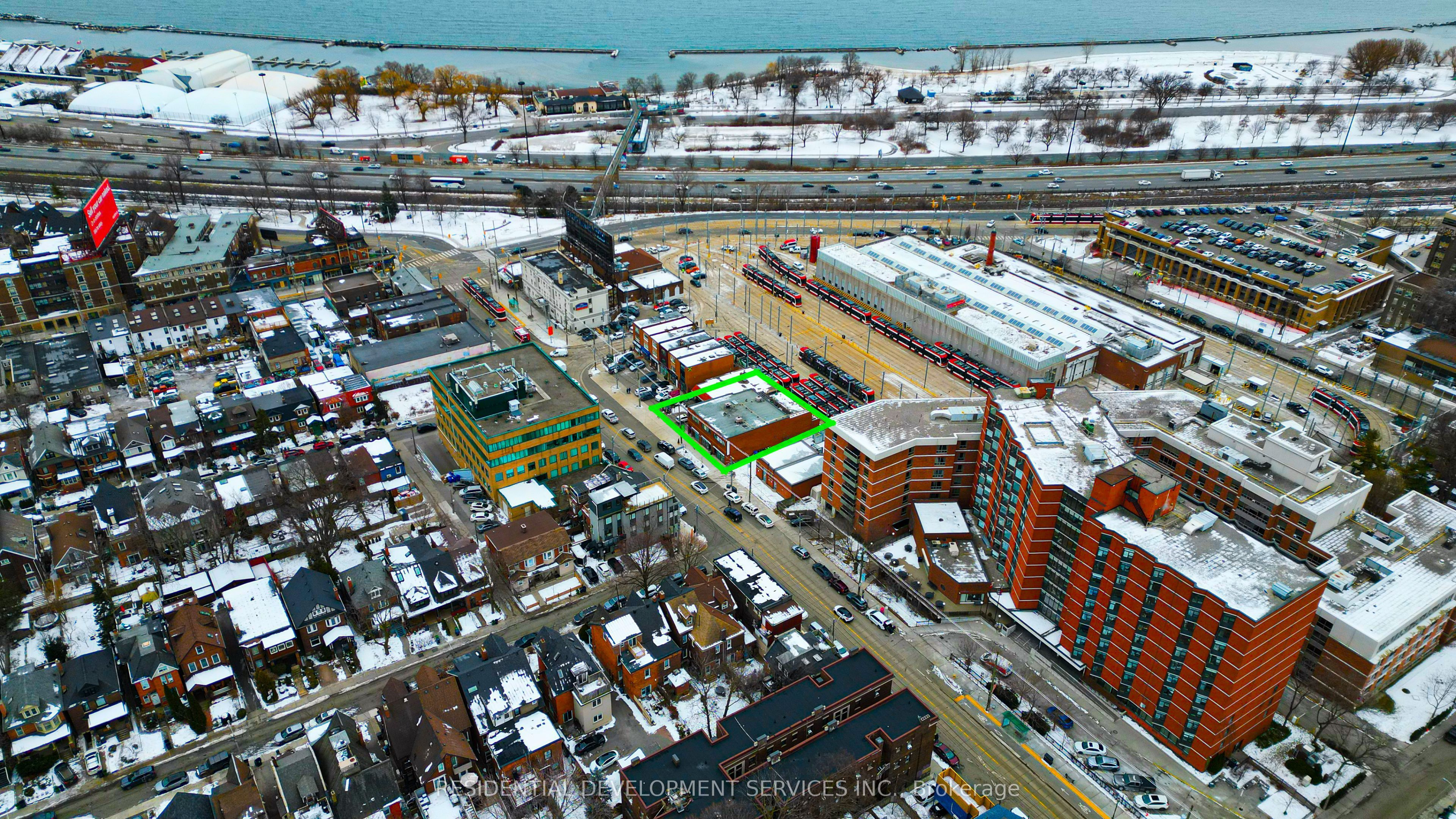 28 Roncesvalles Avenue Property Photo 10