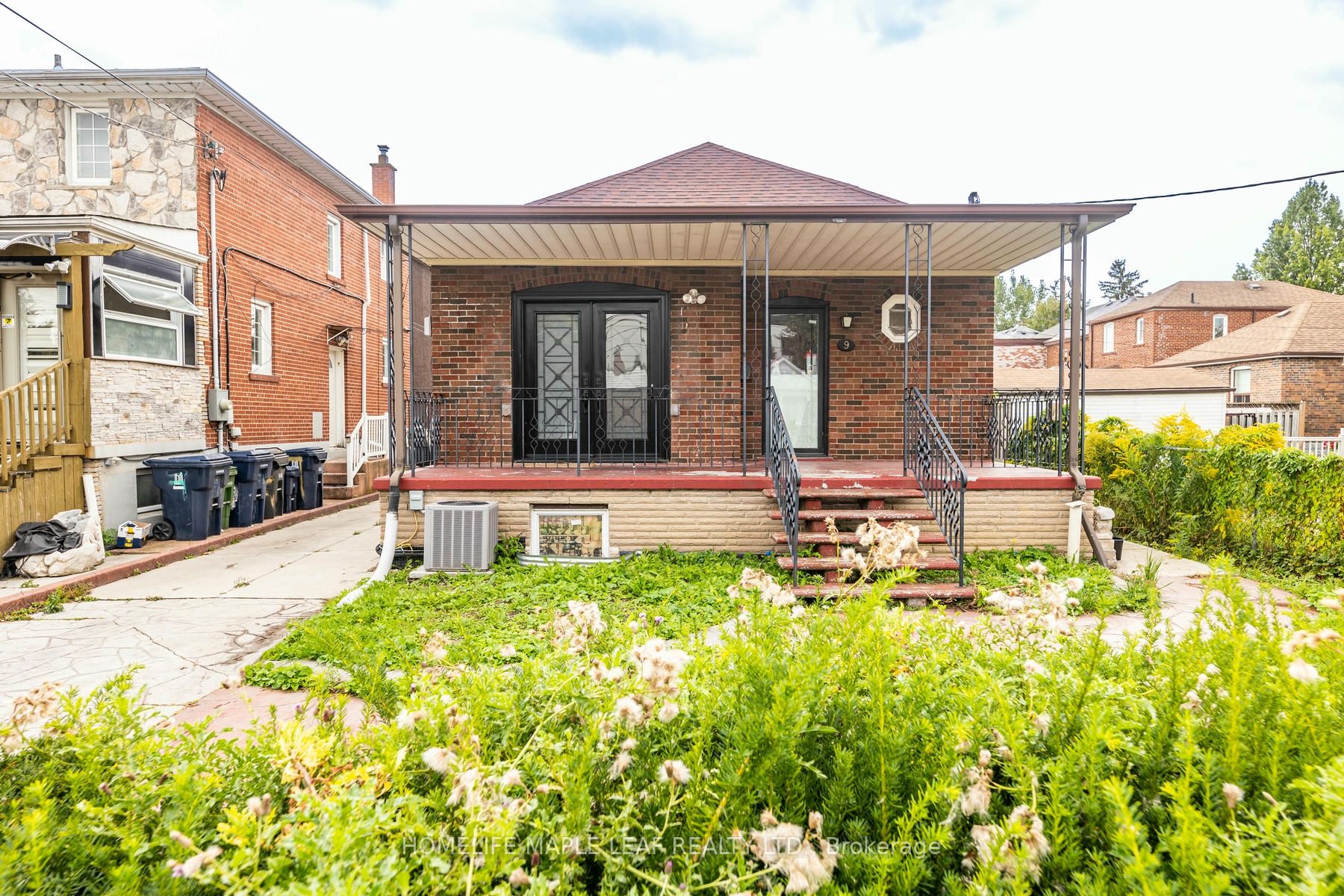 9 Hertford Avenue Property Photo 1