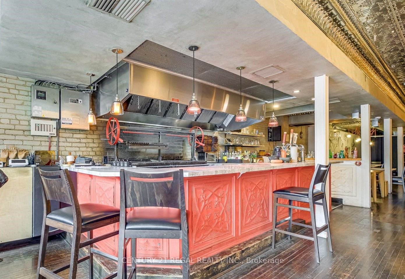 2197 Bloor Street Property Photo 4