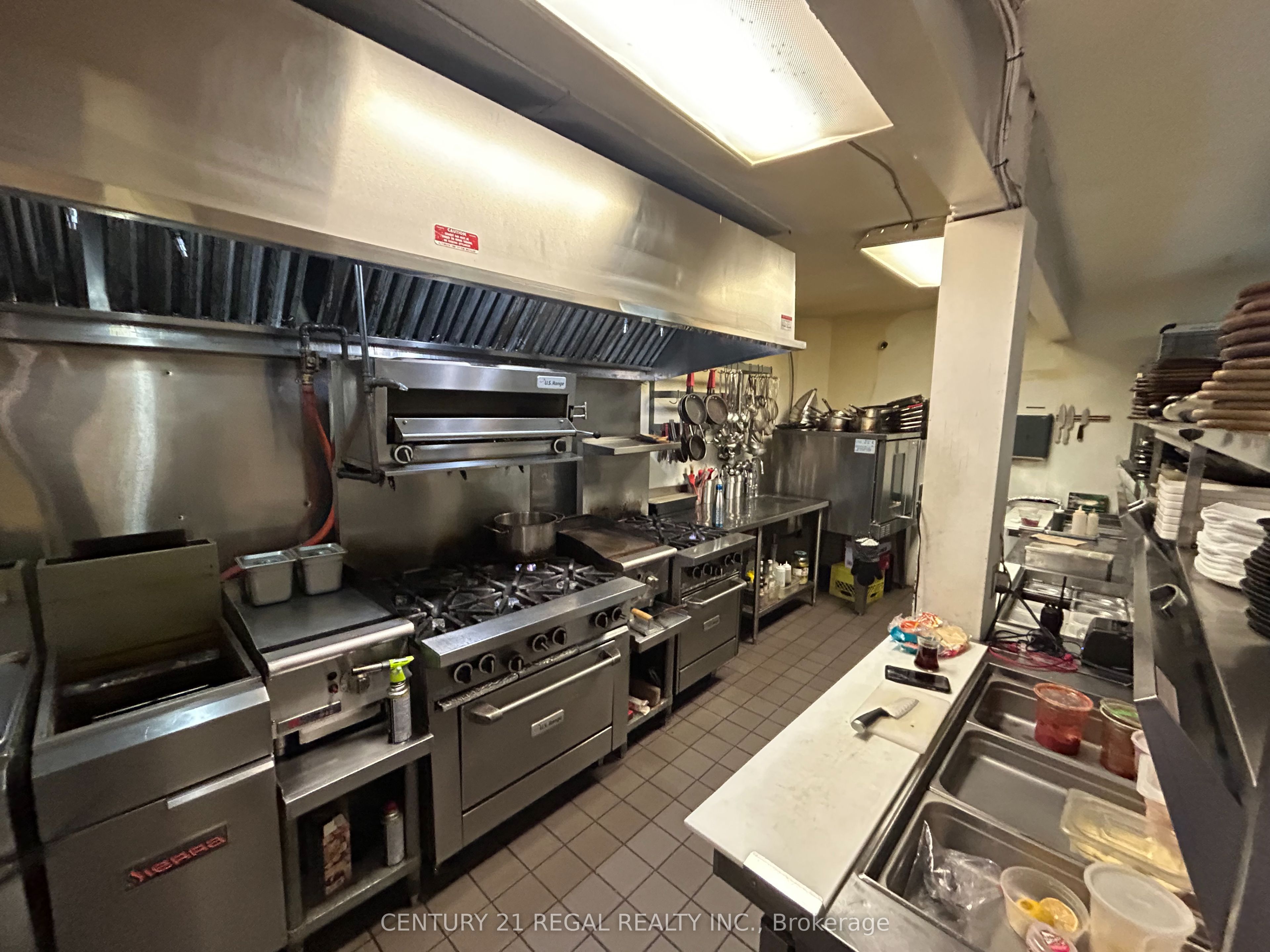 2197 Bloor Street Property Photo 10