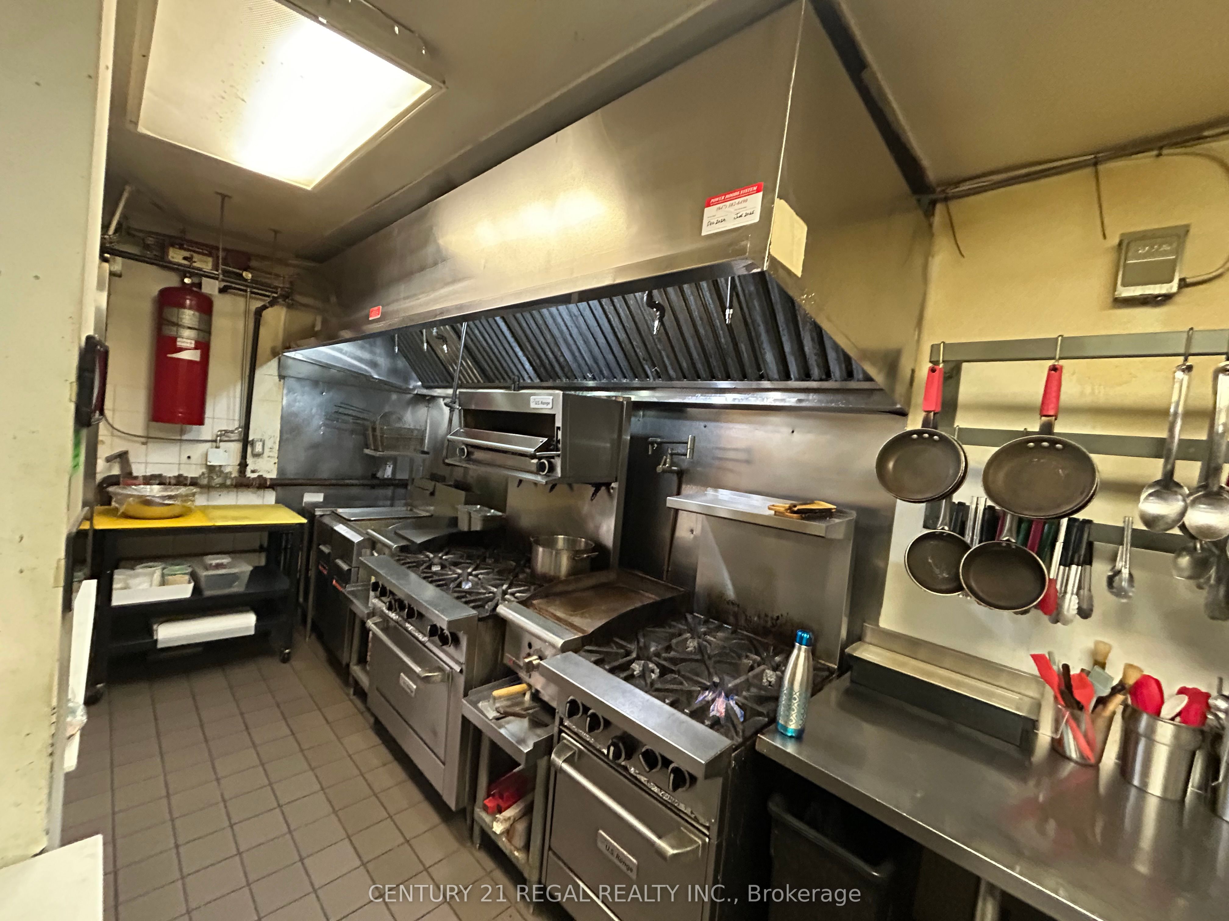 2197 Bloor Street Property Photo 11
