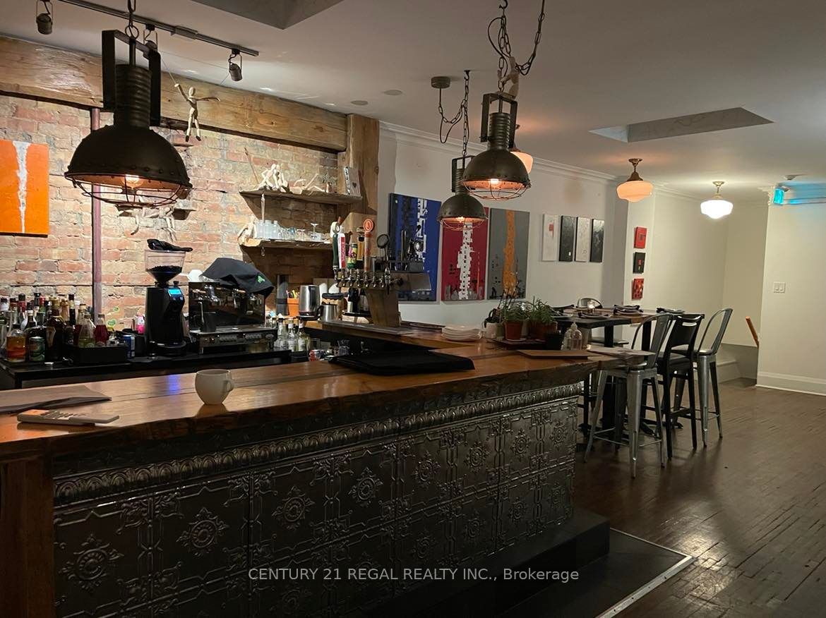 2197 Bloor Street Property Photo 12
