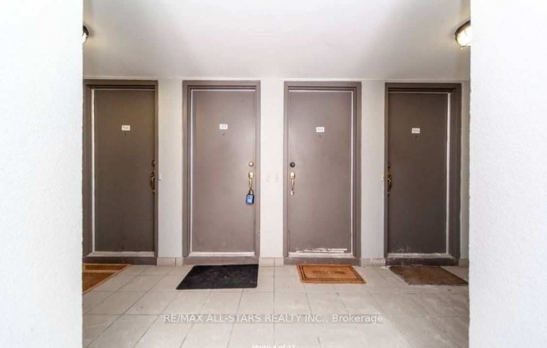#105 - 37 Four Winds Drive Property Photo 4