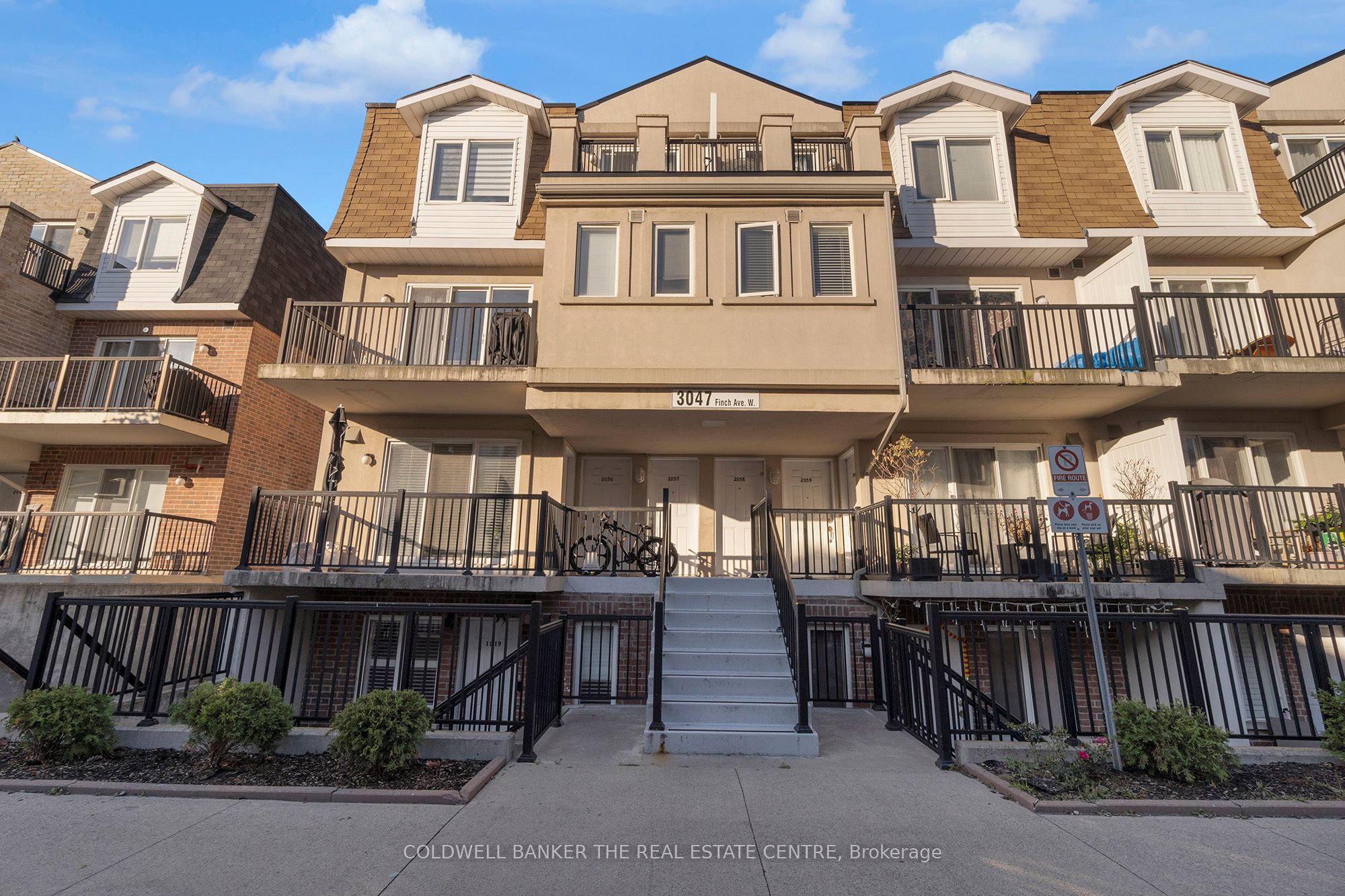 #2057 - 3047 Finch Avenue Property Photo 1