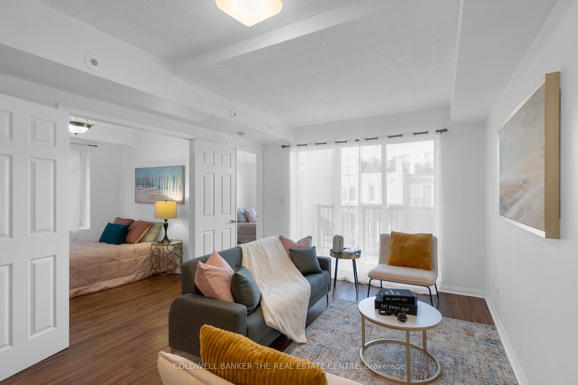 #2057 - 3047 Finch Avenue Property Photo 3