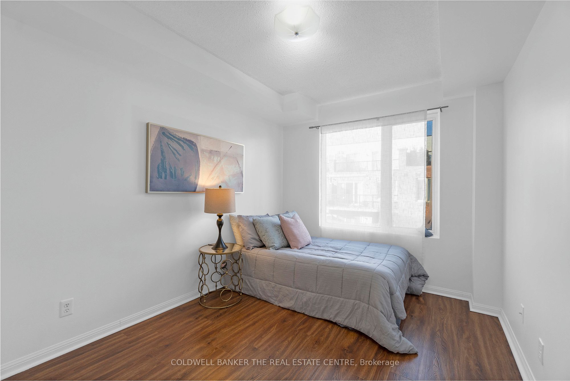 #2057 - 3047 Finch Avenue Property Photo 19