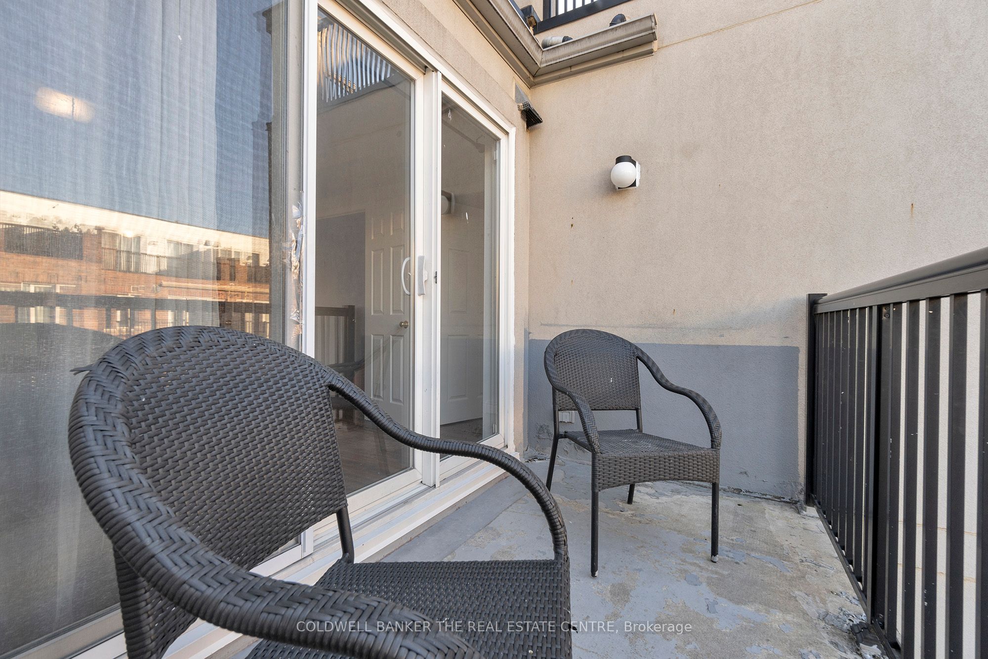 #2057 - 3047 Finch Avenue Property Photo 28