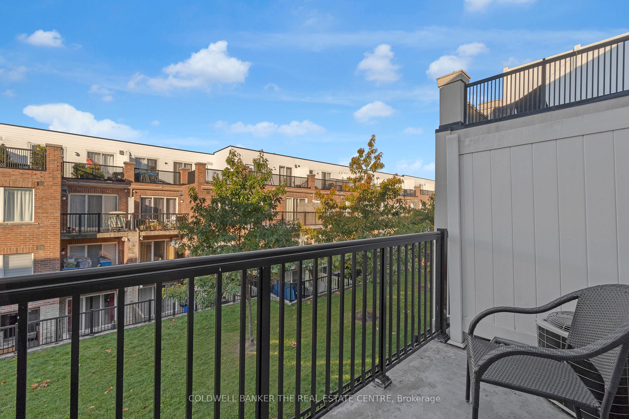 #2057 - 3047 Finch Avenue Property Photo 29
