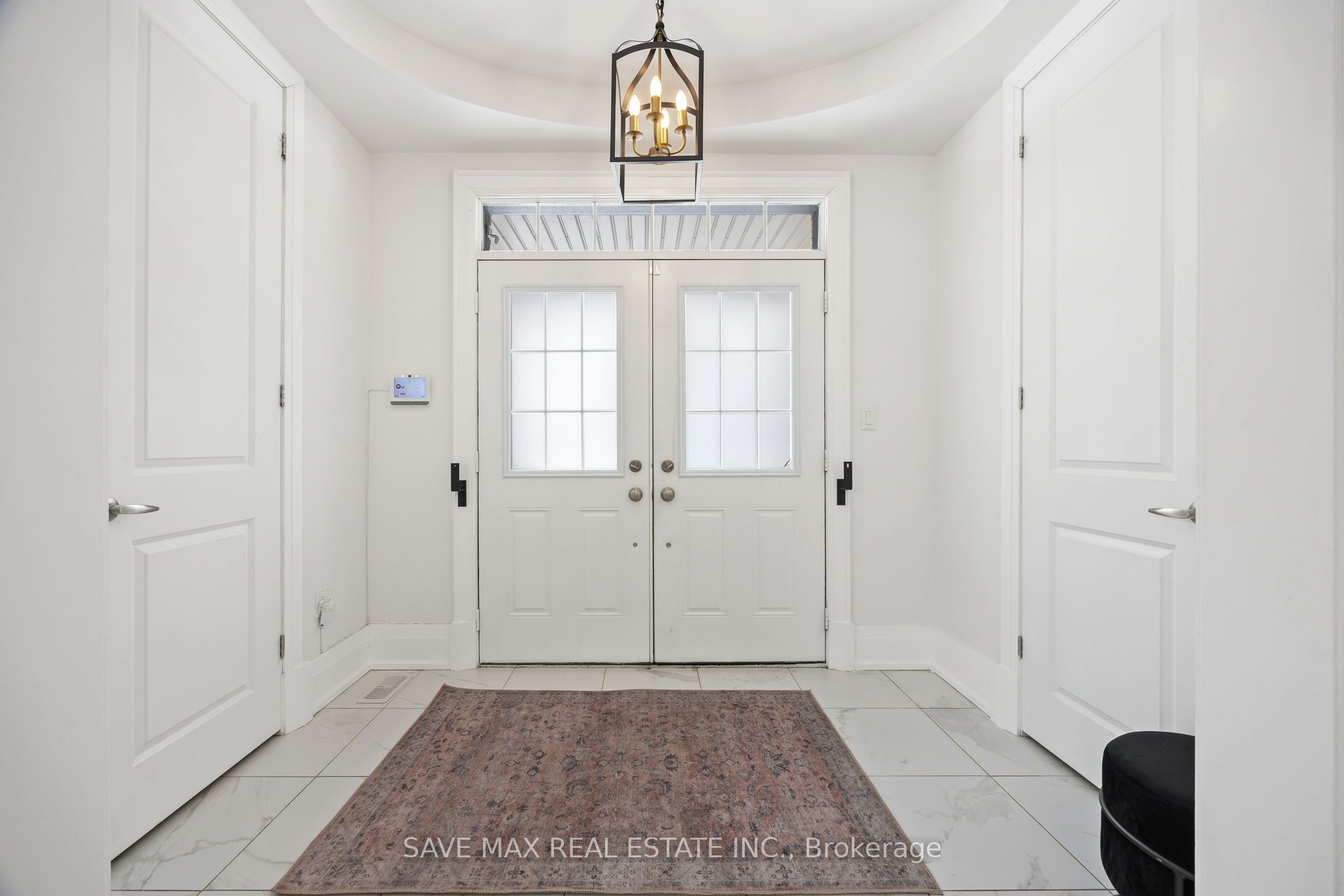 2 Hamilton Court Property Photo 1