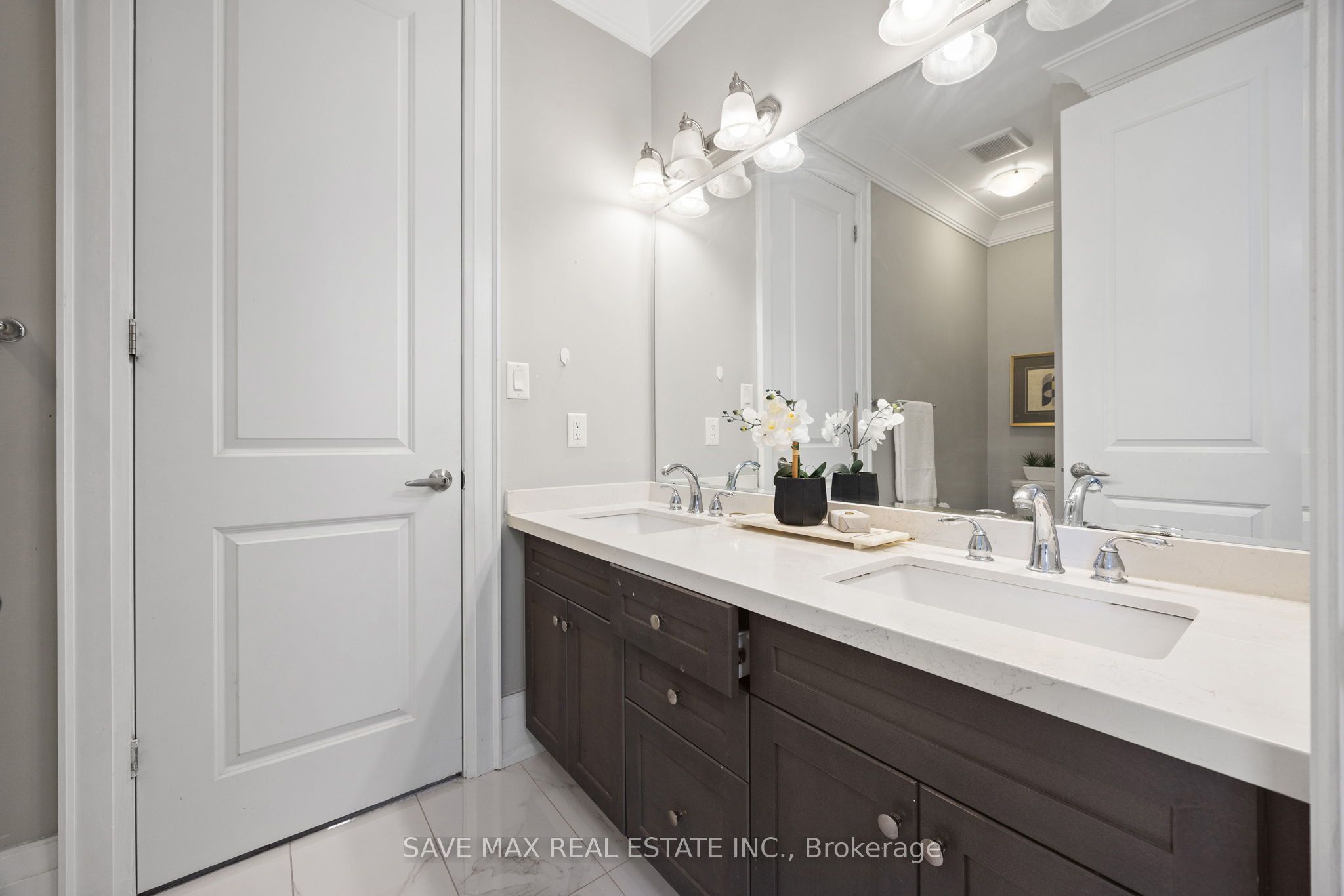2 Hamilton Court Property Photo 21