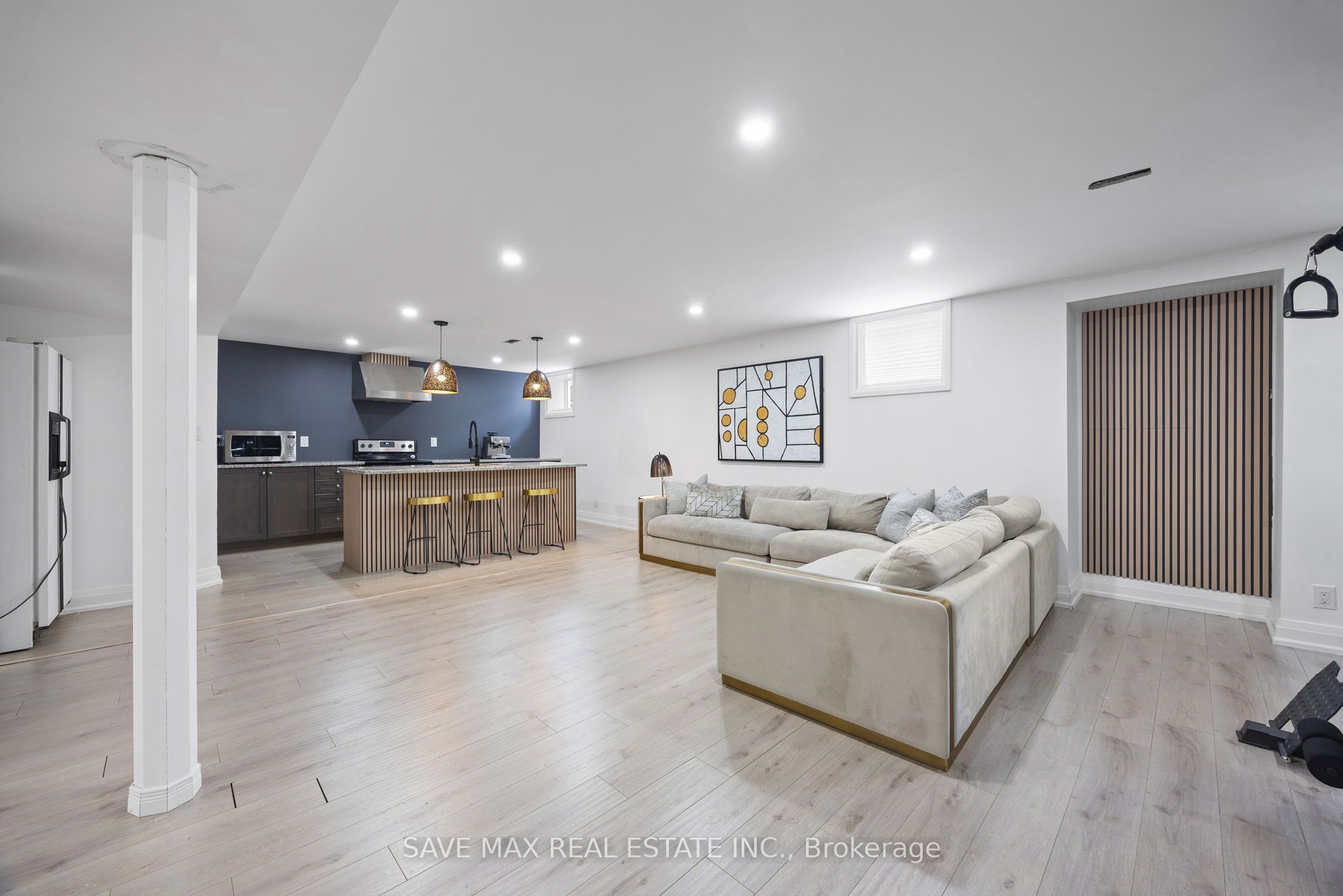 2 Hamilton Court Property Photo 24