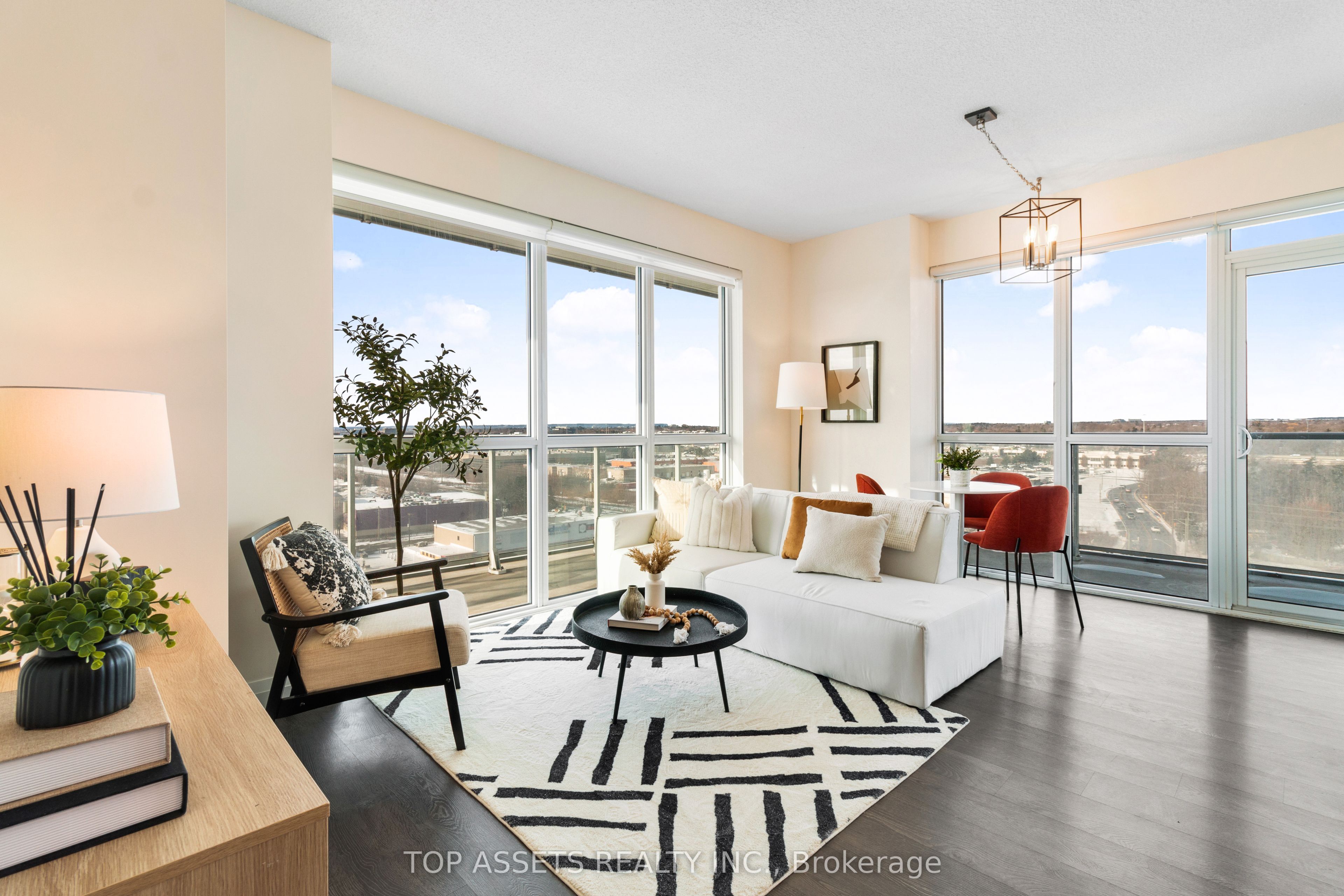 #1111 - 65 Speers Road Property Photo 1