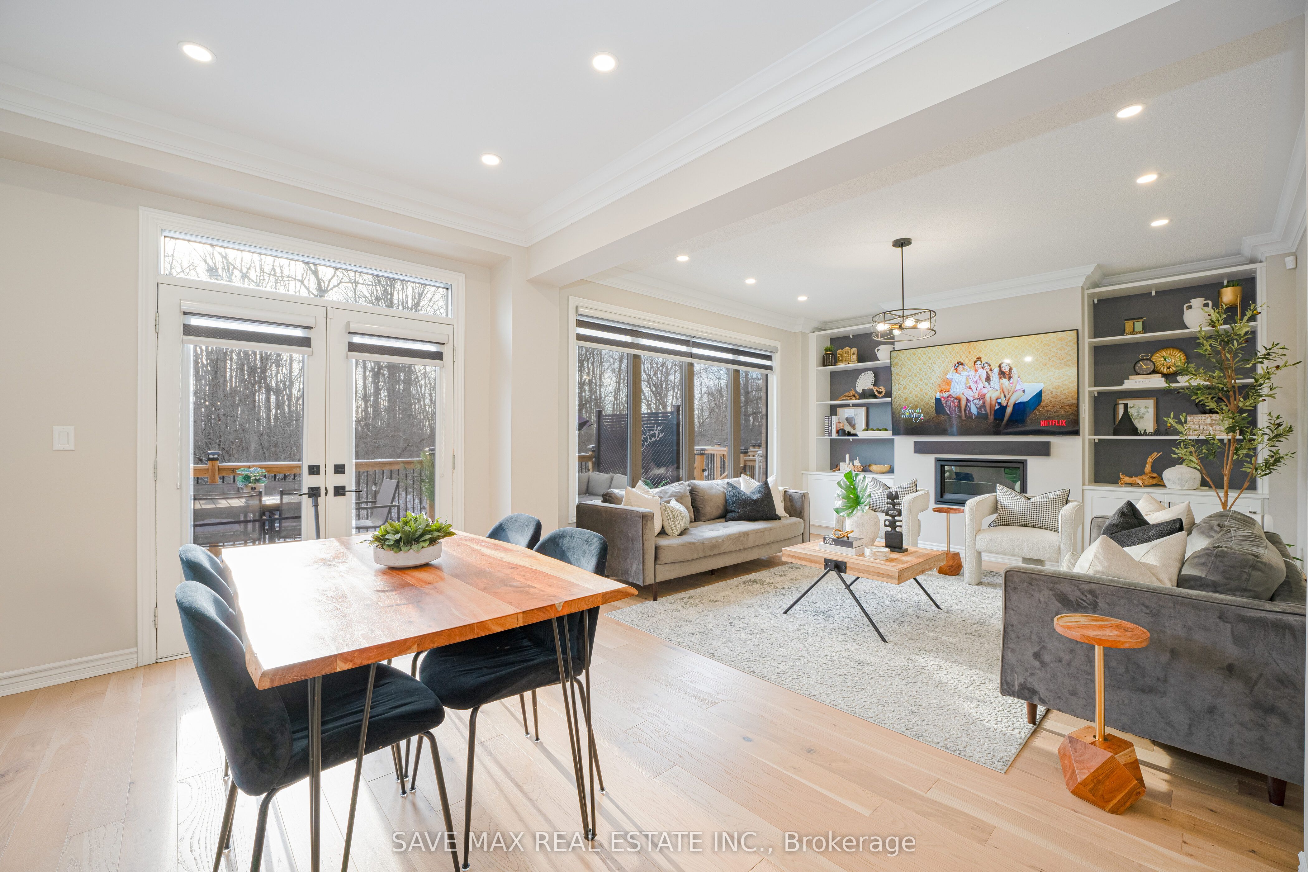 449 Thornborrow Court Property Photo 11