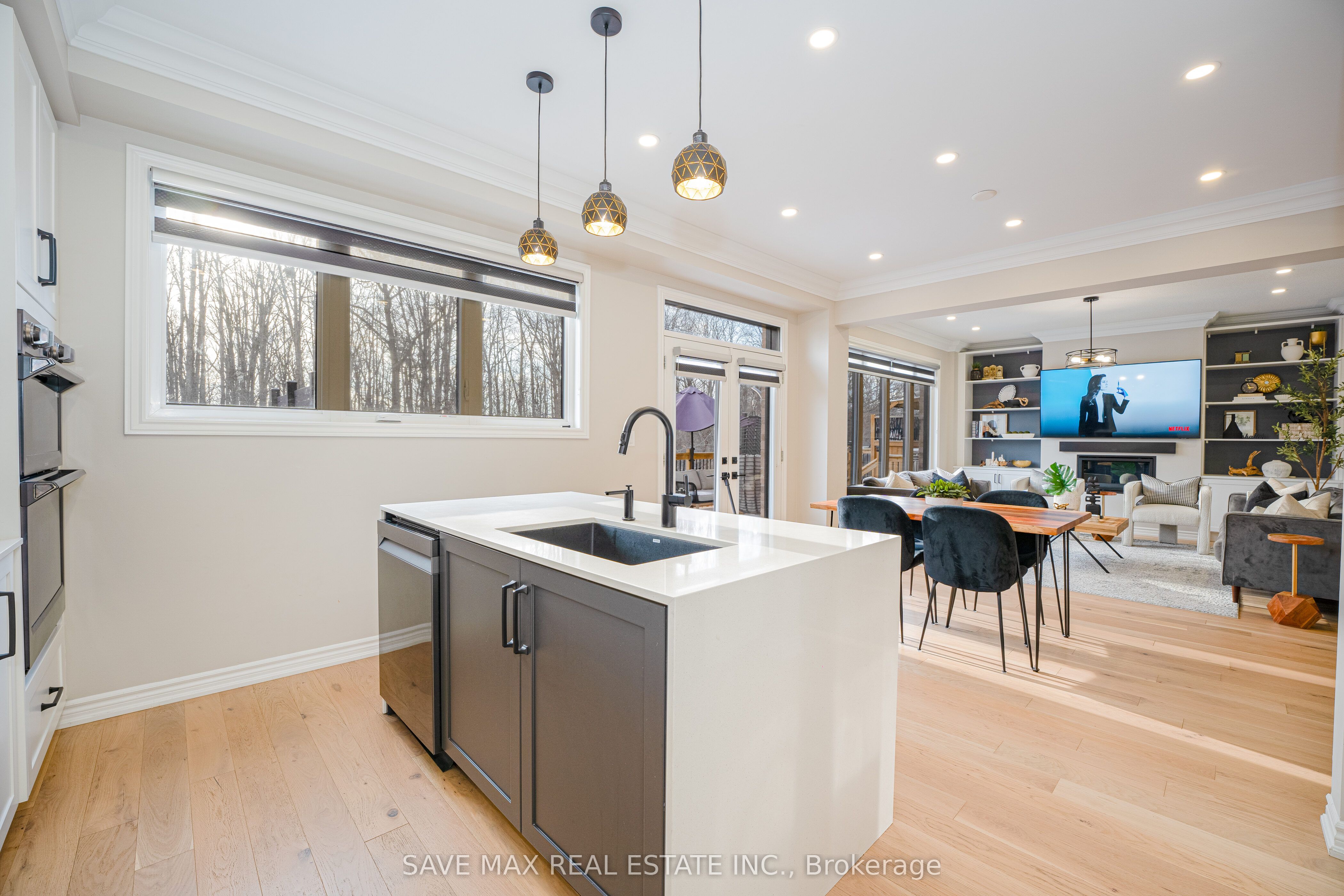 449 Thornborrow Court Property Photo 18